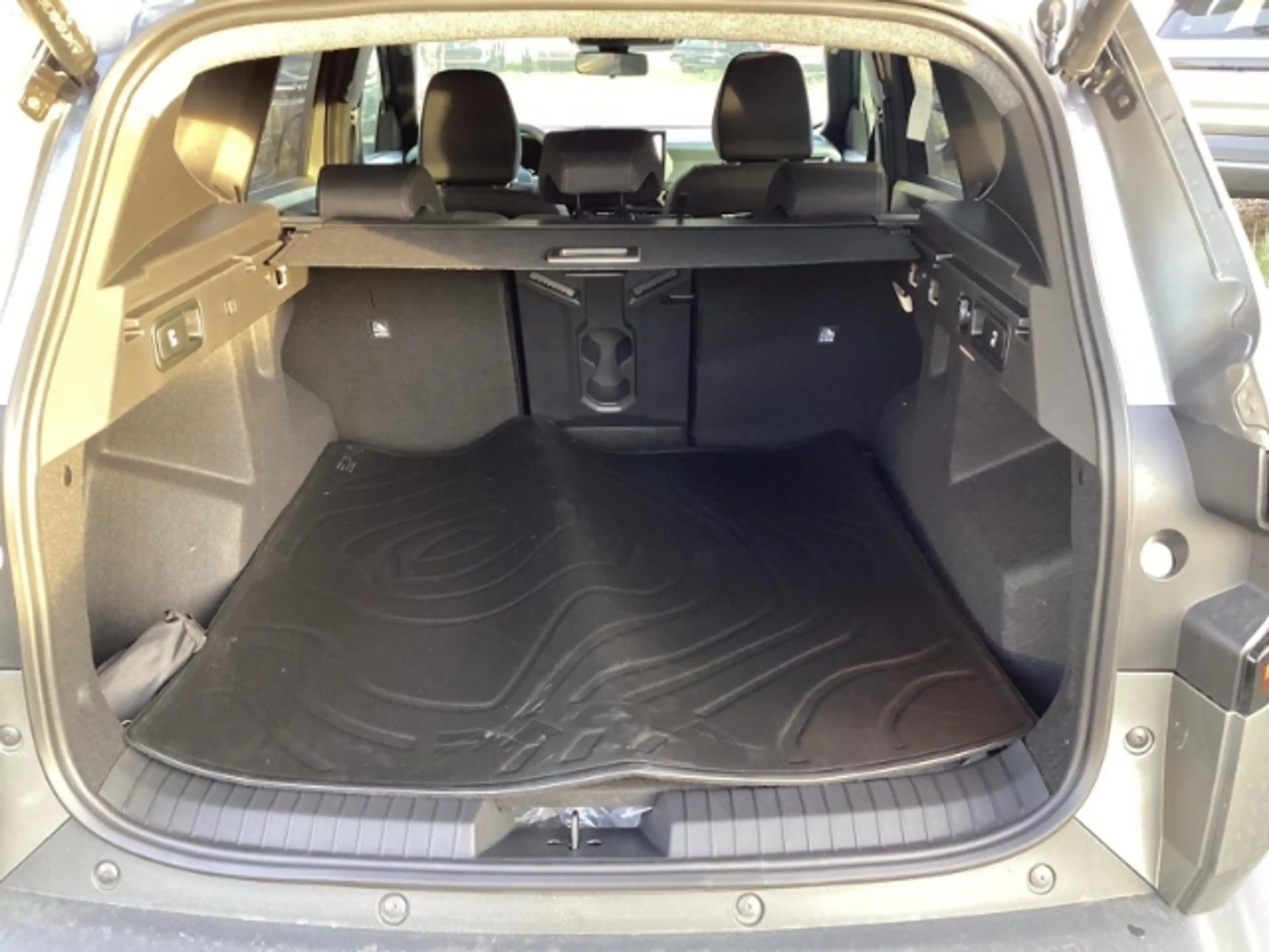 Dacia Bigster Extreme TCe 140+El. Panodach+Navi+Digitales Cockpi — photo 12