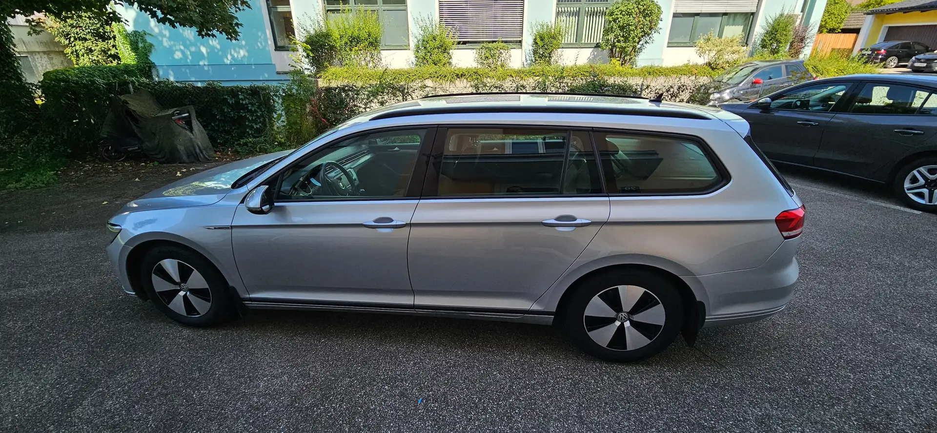 Volkswagen Passat Variant Passat Variant BlueMotion 1,6 TDI Trendline Silber - 1