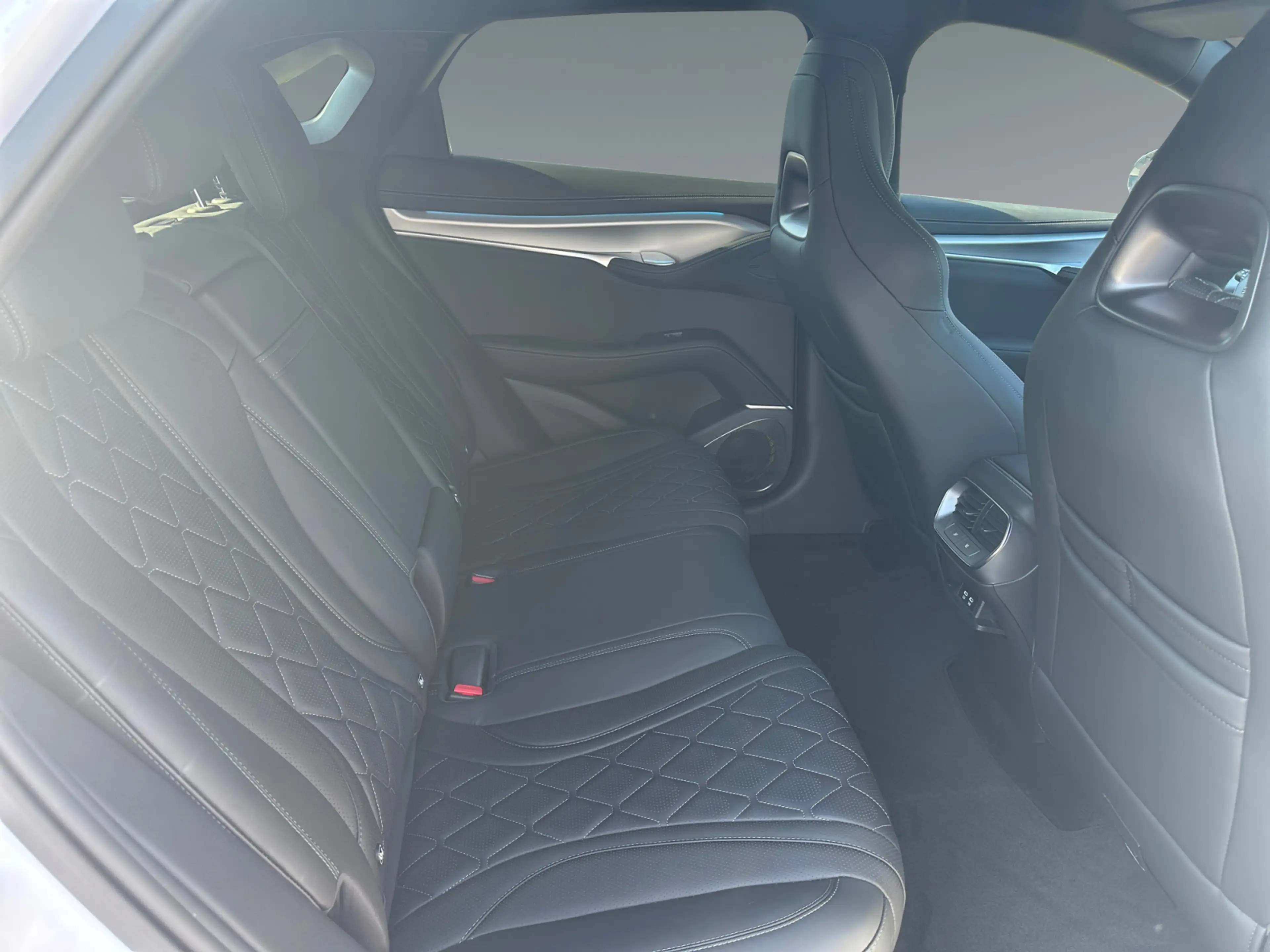 BYD Sealion 7 Excellence AWD — photo 14