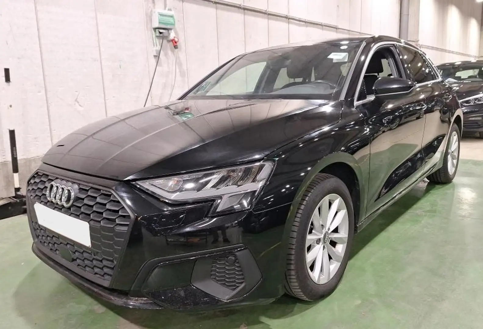 Audi A3 Sportback 35TDI Advanced S tronic Noir - 1