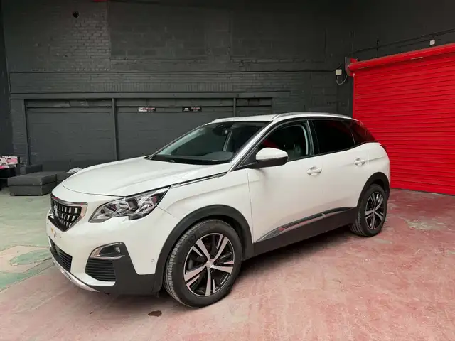 Peugeot 3008 3008 1.5 BlueHDi Allure - Low Cons. (EU6.2)