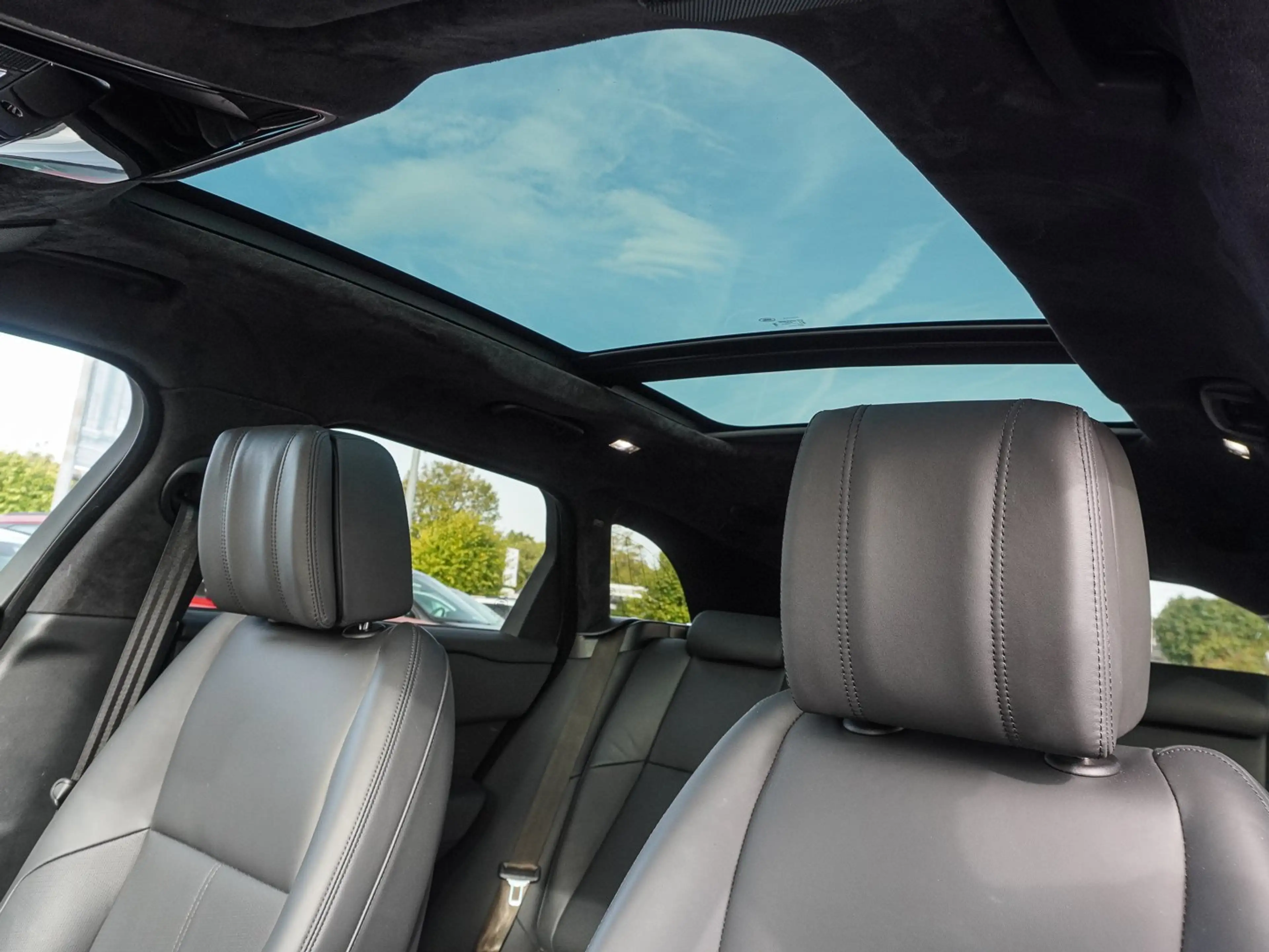 Land Rover Range Rover Velar D300 Mild-Hybrid Autobiography Autobiography — photo 8