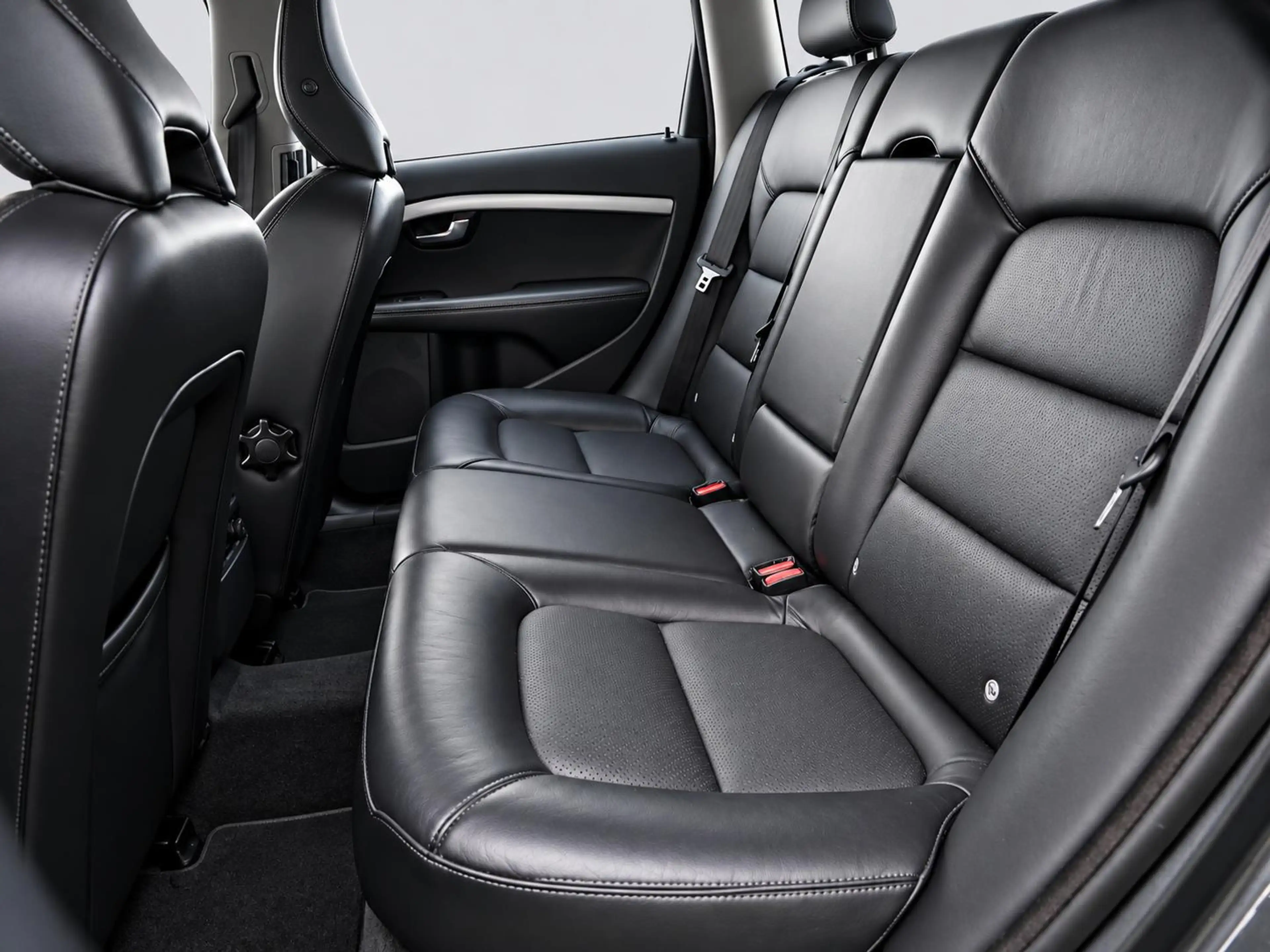 Volvo V70 2.0T R-Edition | Clima | Cruise | Leder | Stoelver — photo 13