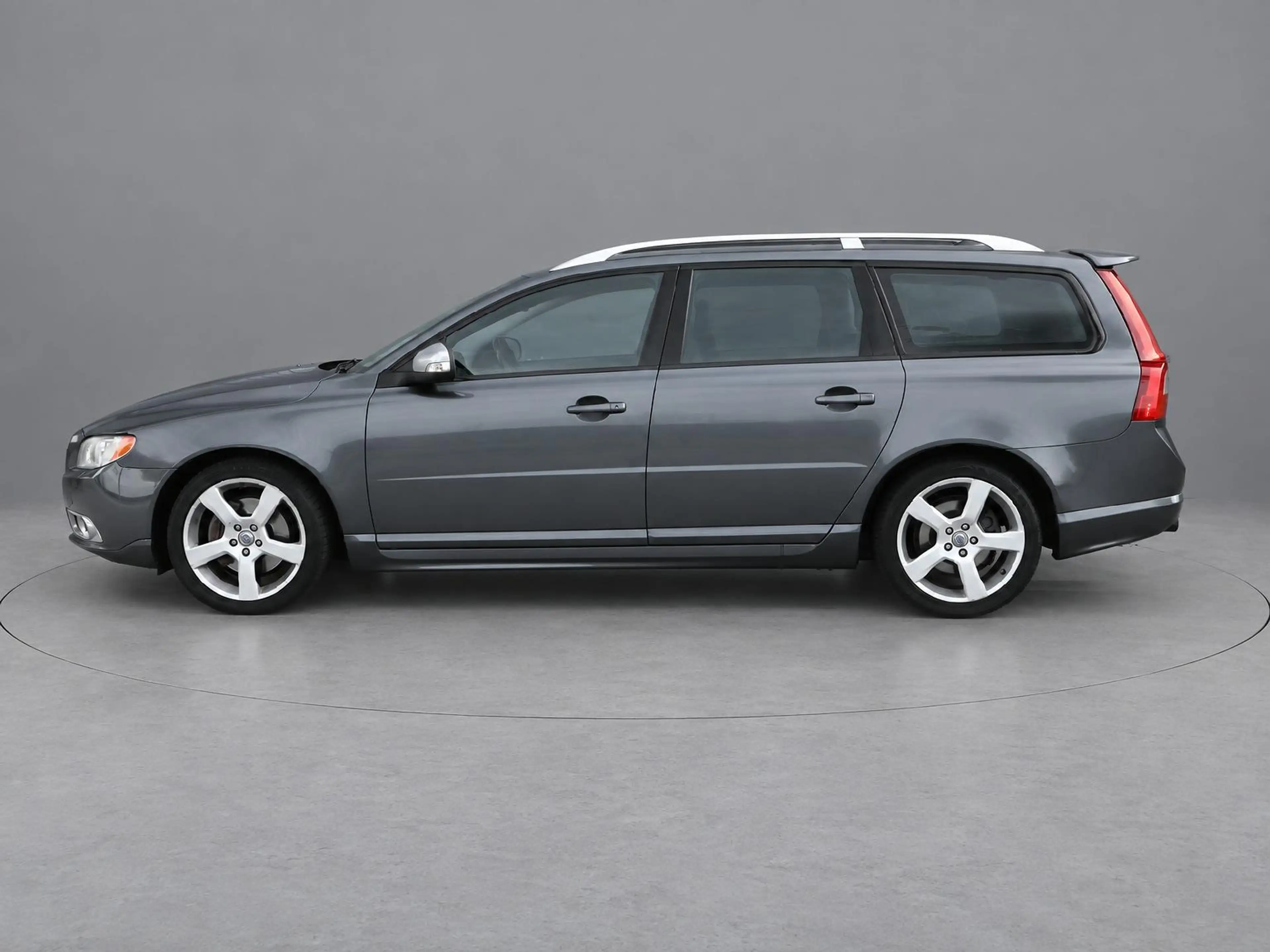 Volvo V70 2.0T R-Edition | Clima | Cruise | Leder | Stoelver — photo 5
