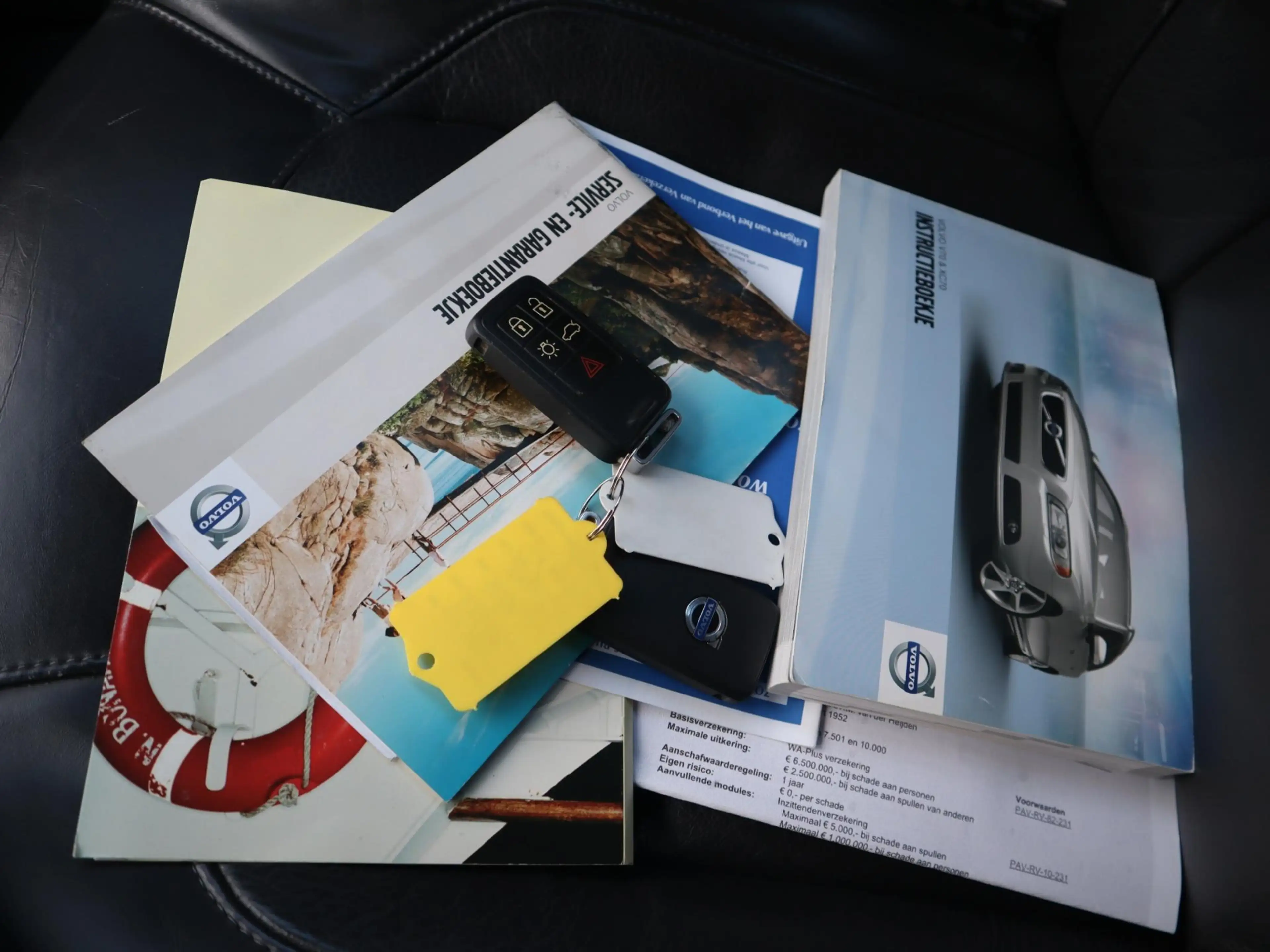 Volvo V70 2.0T R-Edition | Clima | Cruise | Leder | Stoelver — photo 28