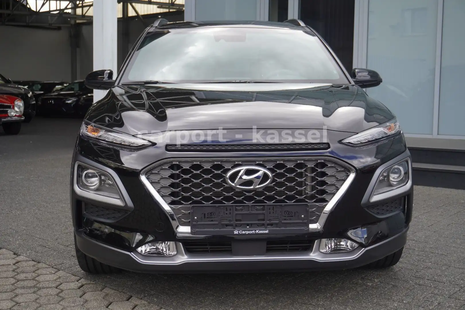 Hyundai KONA Style Automatik/Navi/Szhg/LED/1. Hand Schwarz - 2