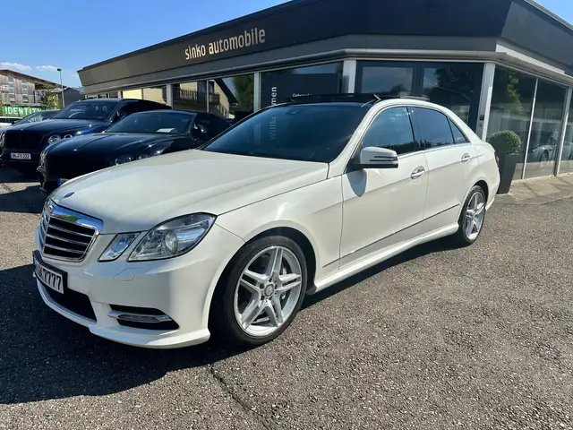 Mercedes-Benz E 500 E 500/E550 4M*AMG Style Panora Sitzlüft Keyless