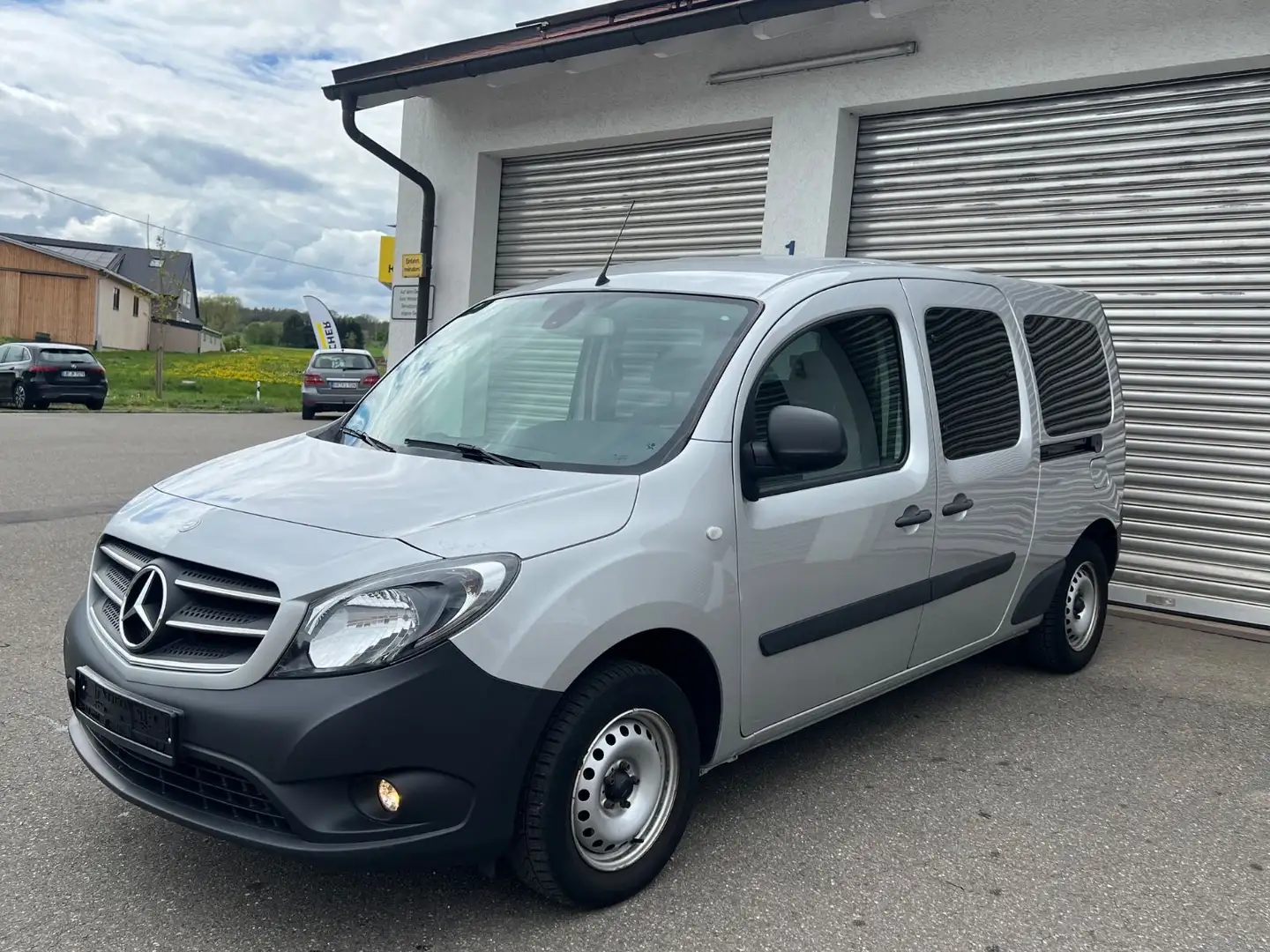 Mercedes-Benz Citan CDI  Extralang*7 Sitzer*Klimaautom*Kamera Stříbrná - 1
