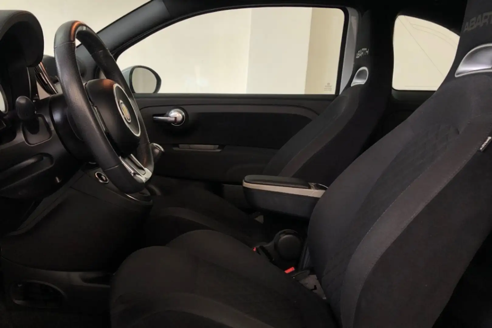 Abarth 500 1.4 TURBO T-JET 595 107KW 145 2P Blanco - 2