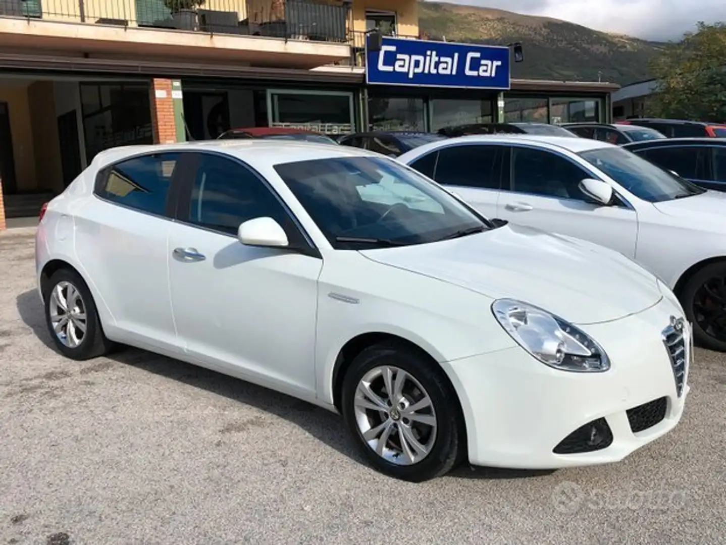 Alfa Romeo Giulietta Distinctive Bianco - 1