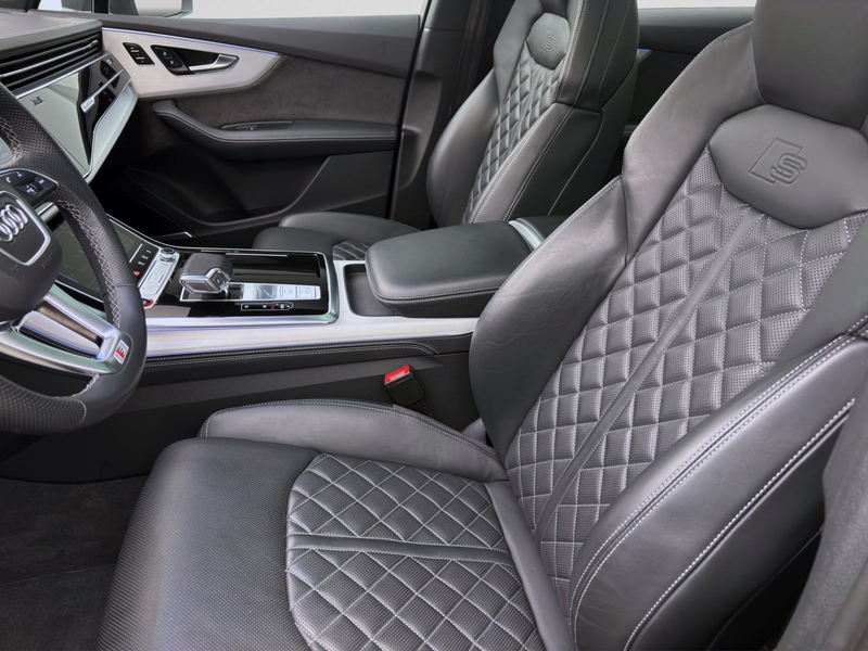 Audi SQ7 Q S LINE STDHZG PANO AHK MATRIX NAVI+ — photo 10