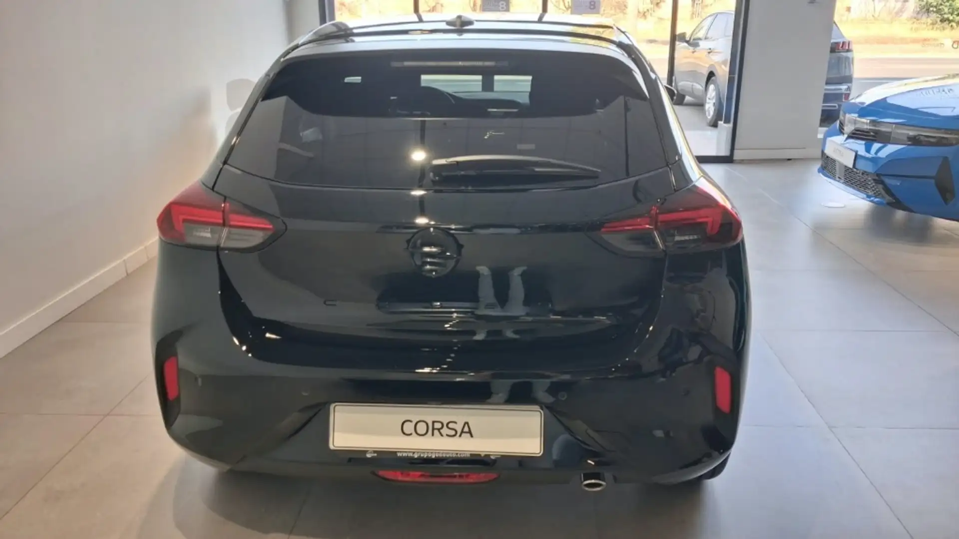 Opel Corsa F 1.2T YES GASOLINA 100CV MANUAL - 2