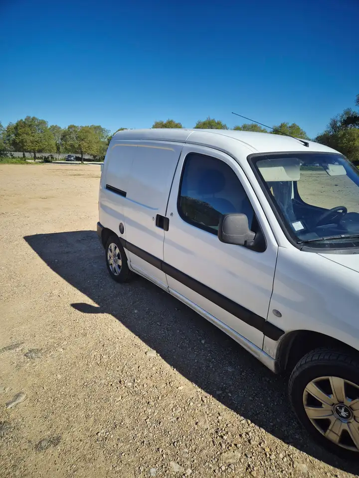 Peugeot Partner PARTNER FGN 120 L1 1.6 HDI 75 PACK CD CL