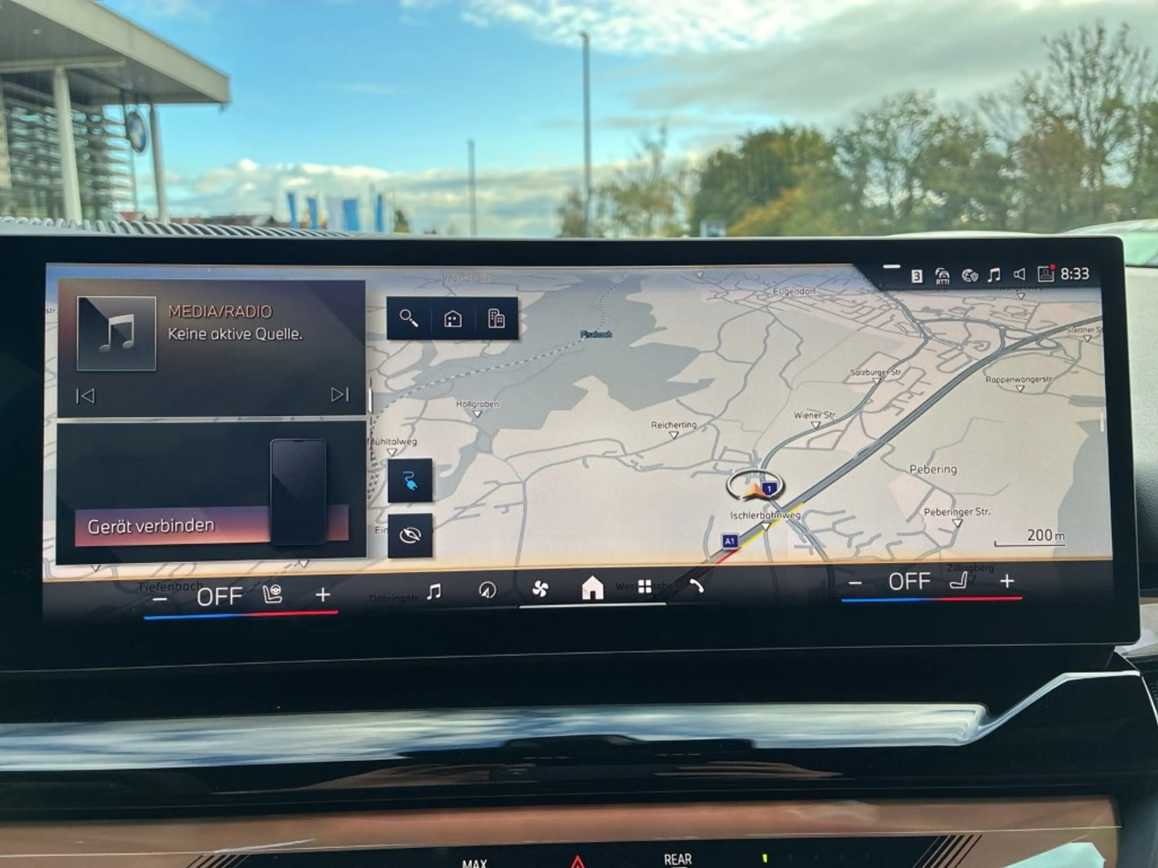 BMW i5 xDrive40 — photo 8