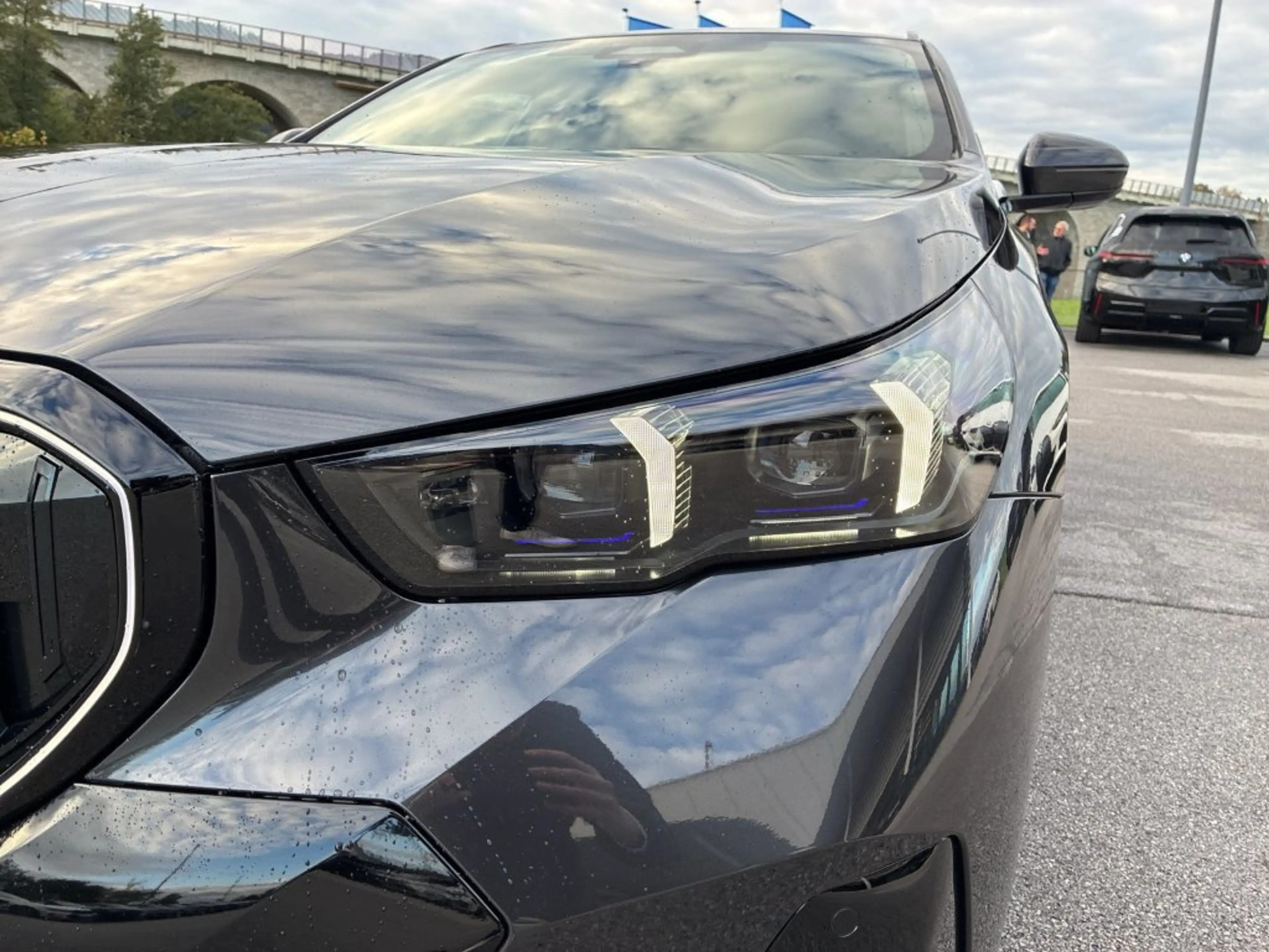 BMW i5 xDrive40 — photo 12