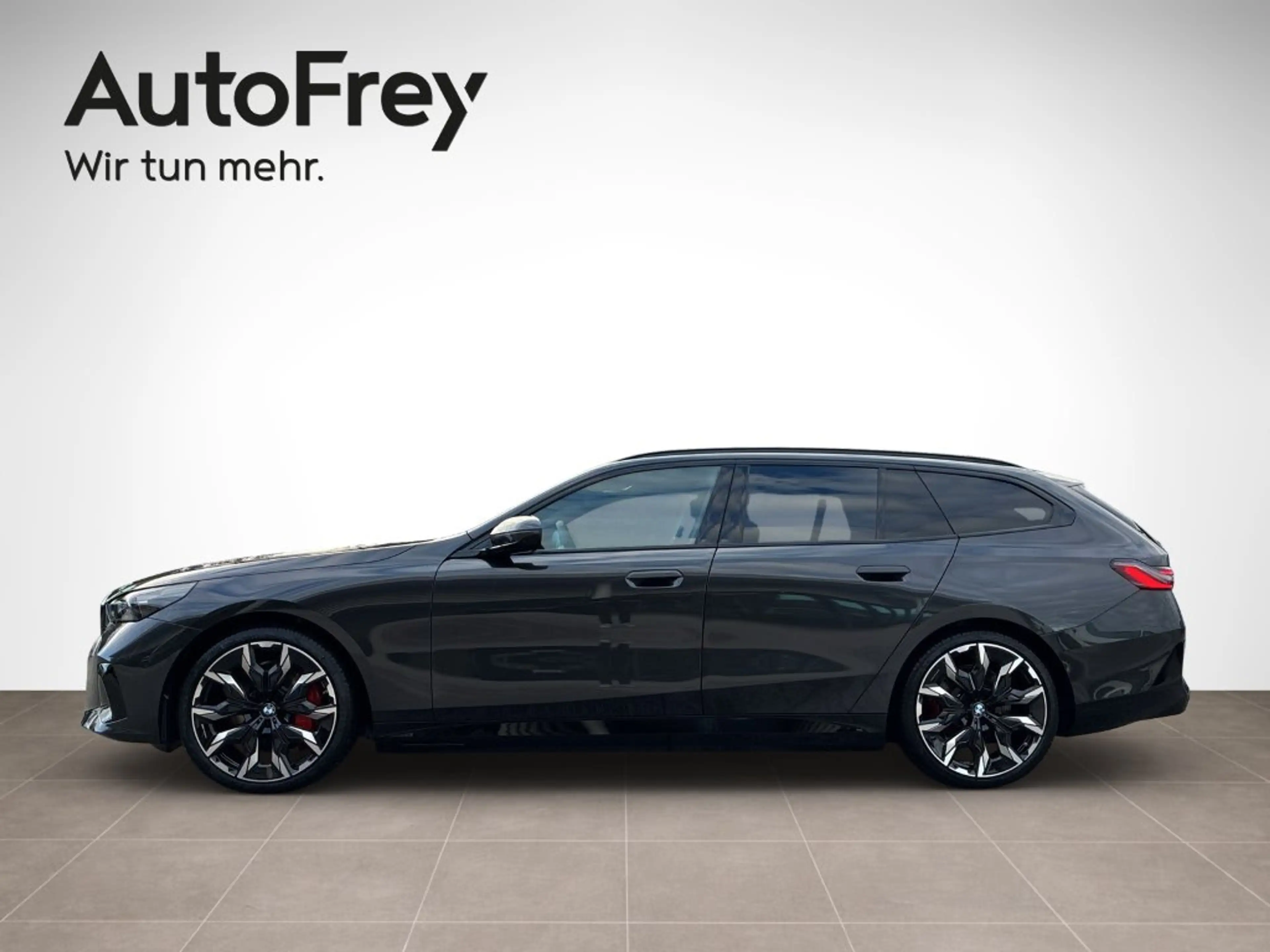 BMW i5 xDrive40 — photo 5