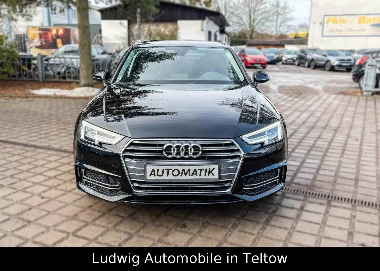 Audi A4 Avant sport S-Line  Automatik*Navi*Shz Schwarz - 2