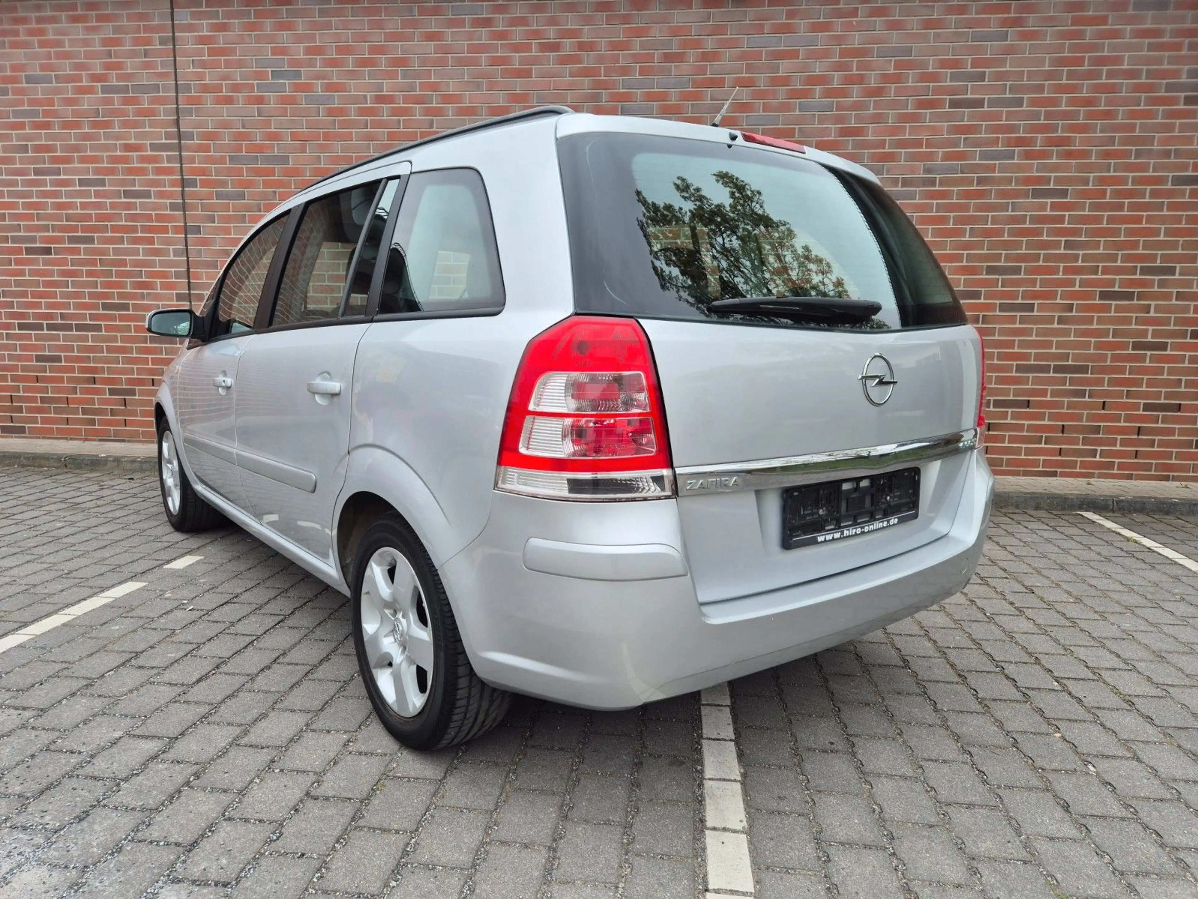 Opel Zafira B Edition, TÜV NEU - 2.HAND - SCHECKHEFT — photo 3