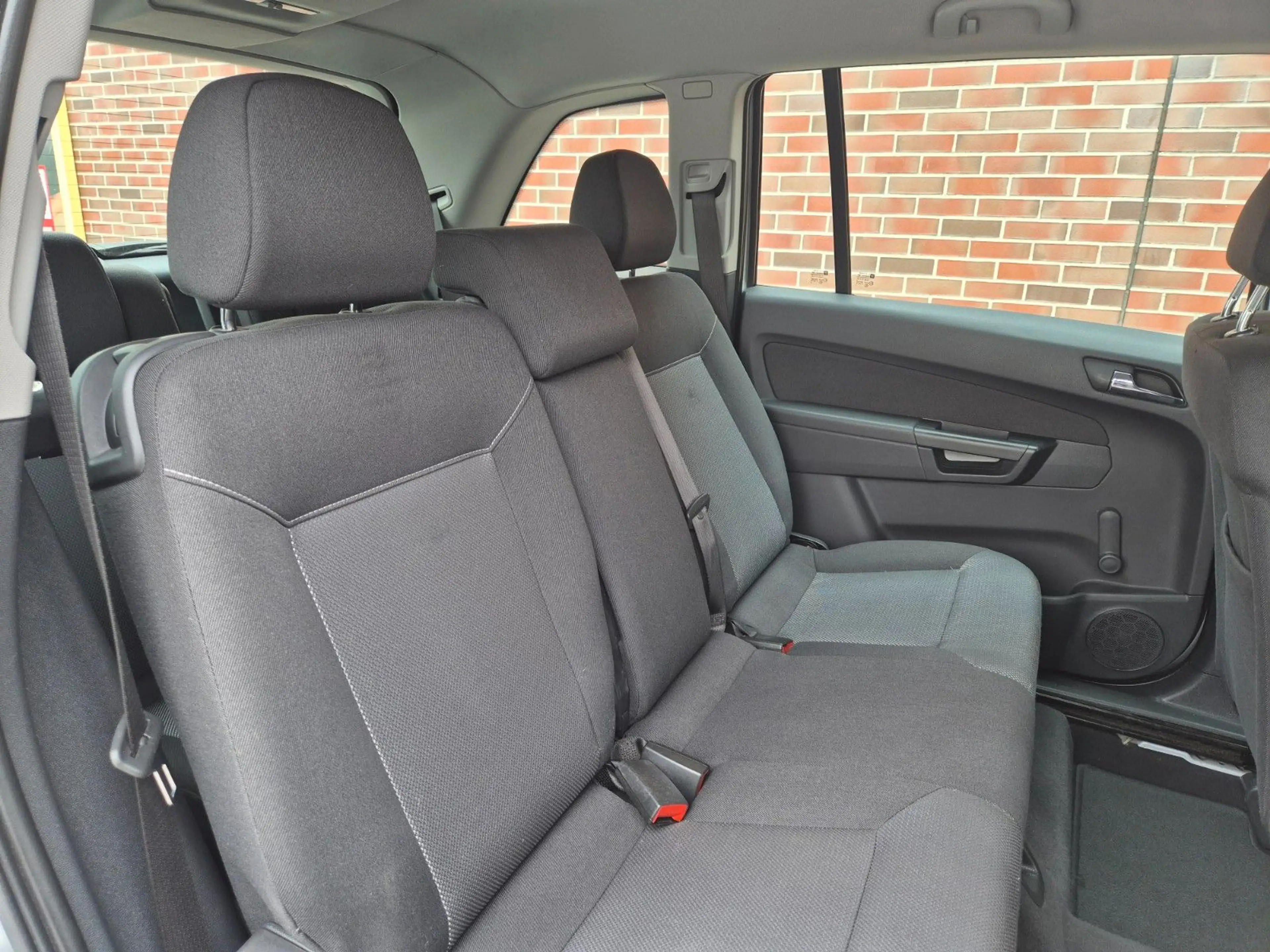 Opel Zafira B Edition, TÜV NEU - 2.HAND - SCHECKHEFT — photo 11