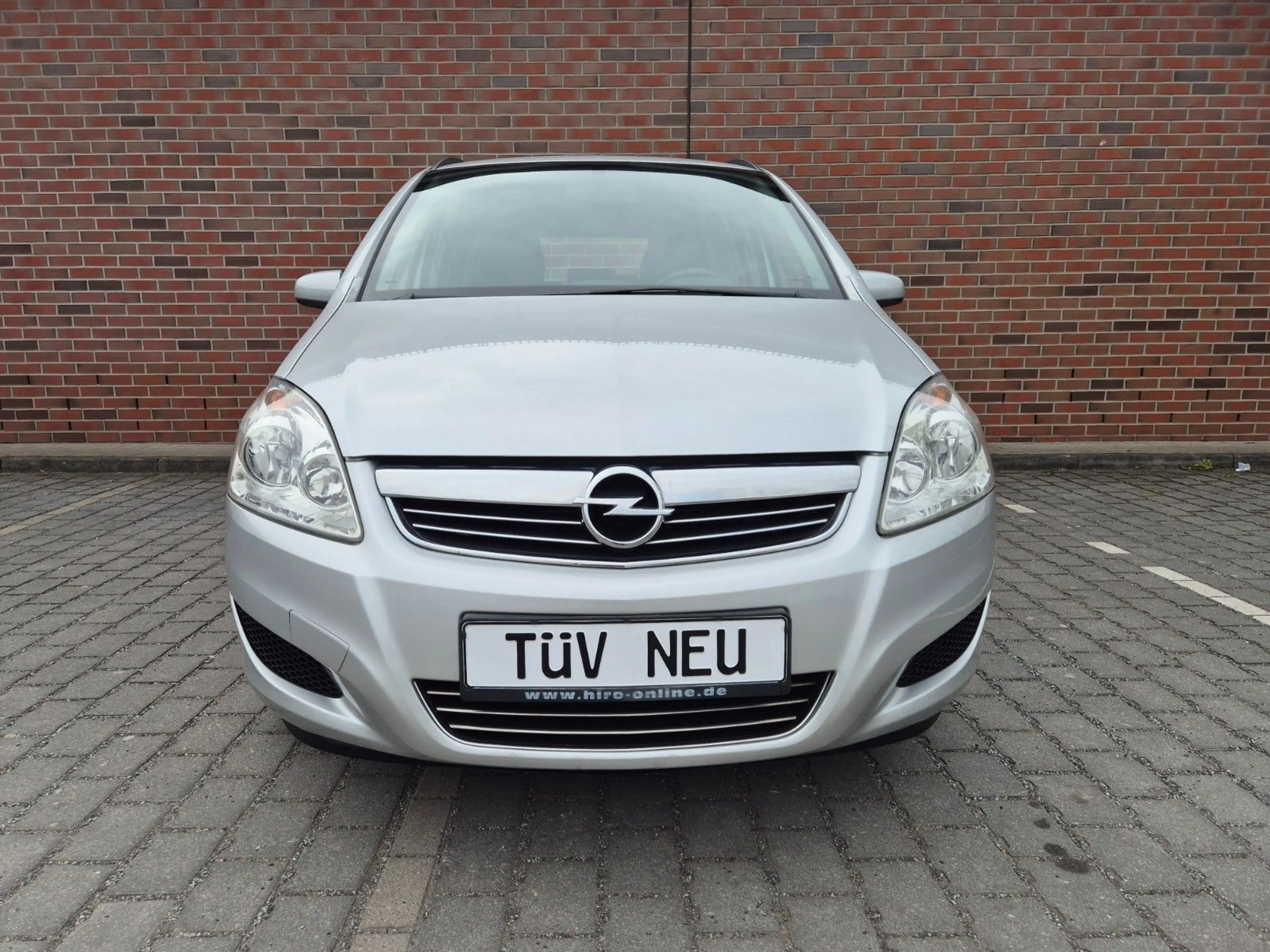 Opel Zafira B Edition, TÜV NEU - 2.HAND - SCHECKHEFT — photo 8