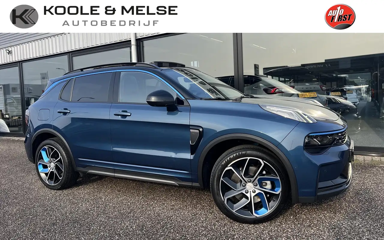 Lynk & Co 01