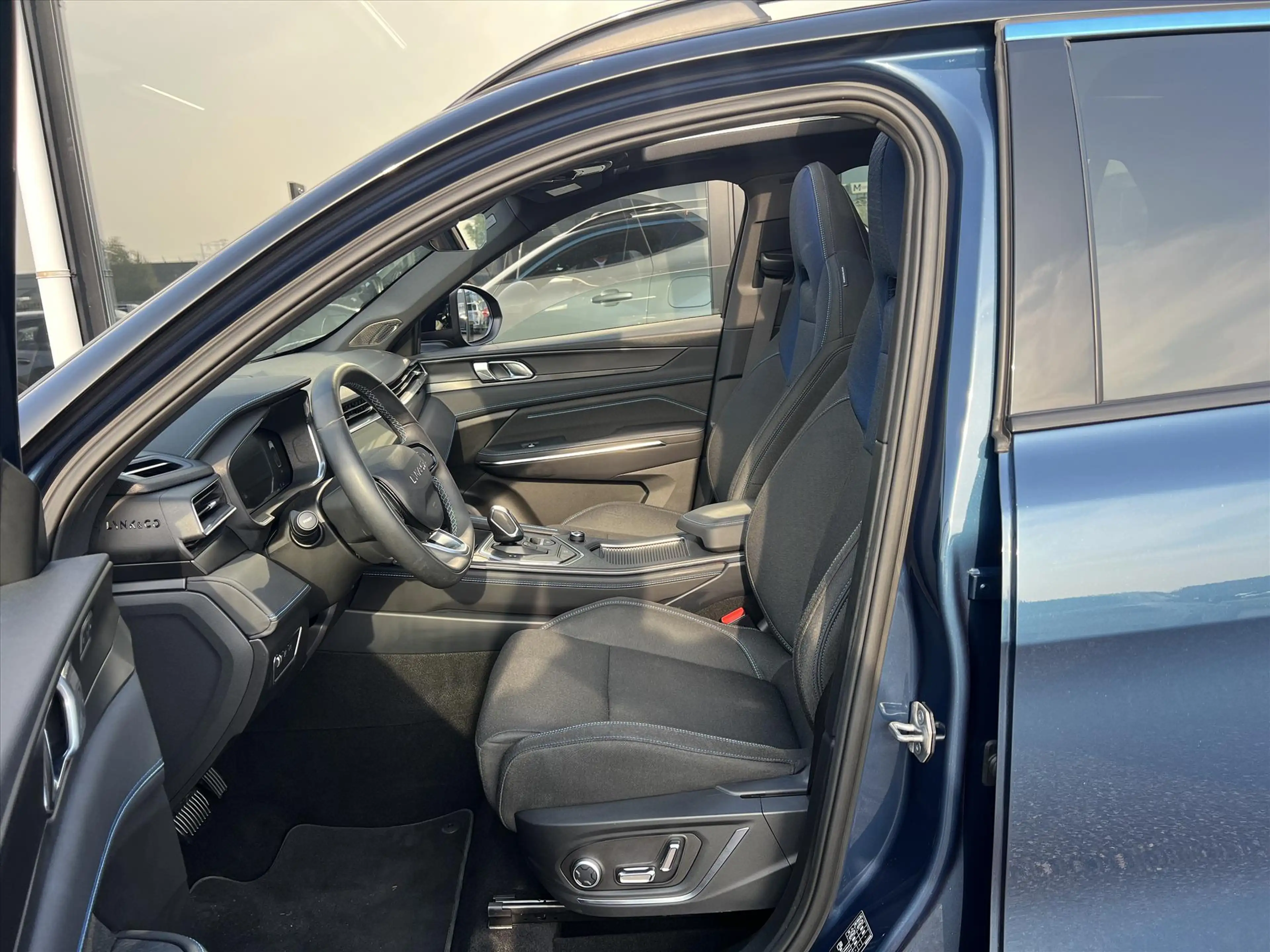 Lynk & Co 01 1.5 261pk PHEV 7DCTH , Panodak , Adaptive cc , Car — photo 15