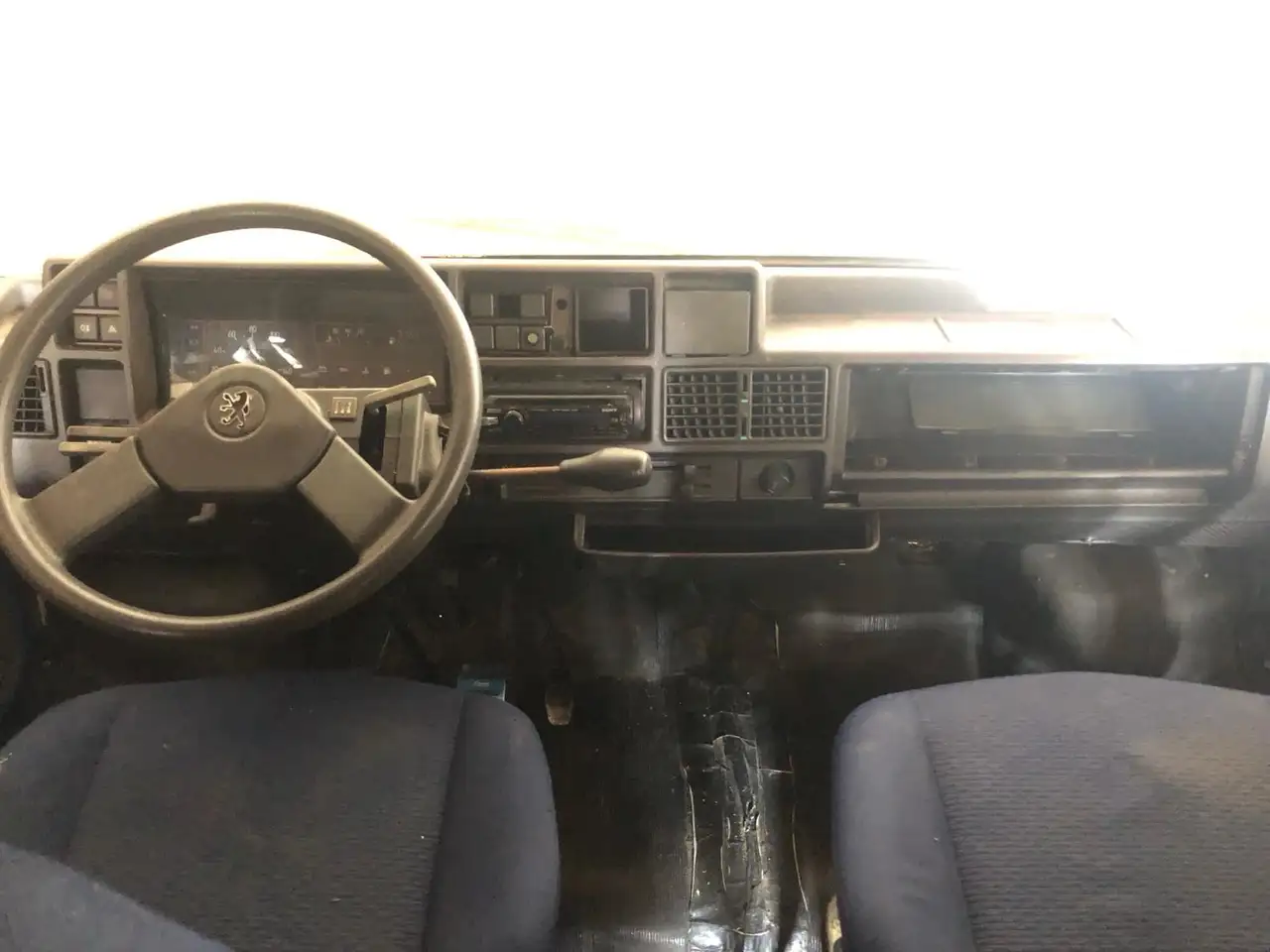Peugeot 280a als Camper zu verkaufen, foto 2
