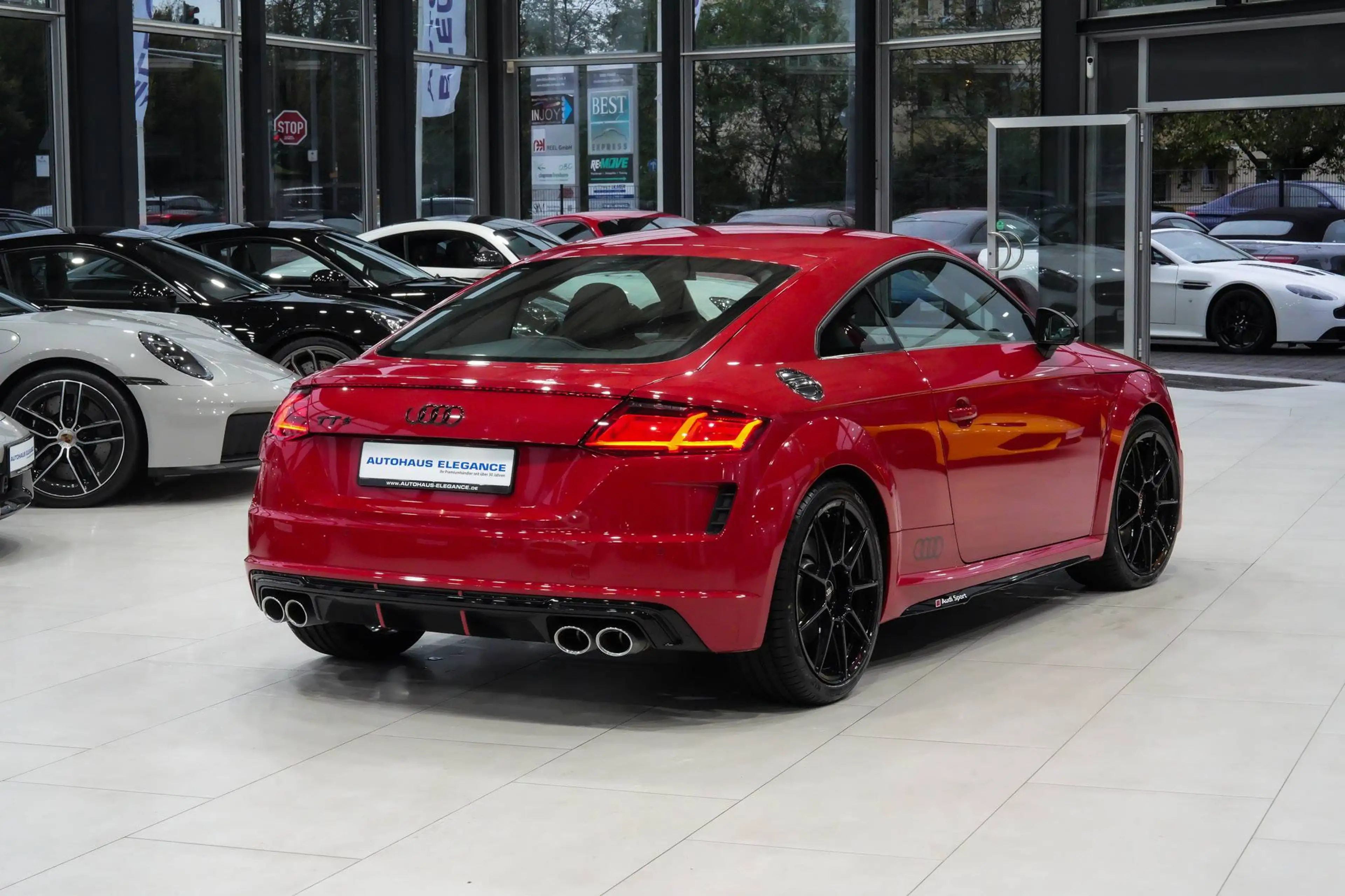 Audi TTS Coupe quattro*S-SPORTSITZE*LEDER*S-TRONIC* — photo 2