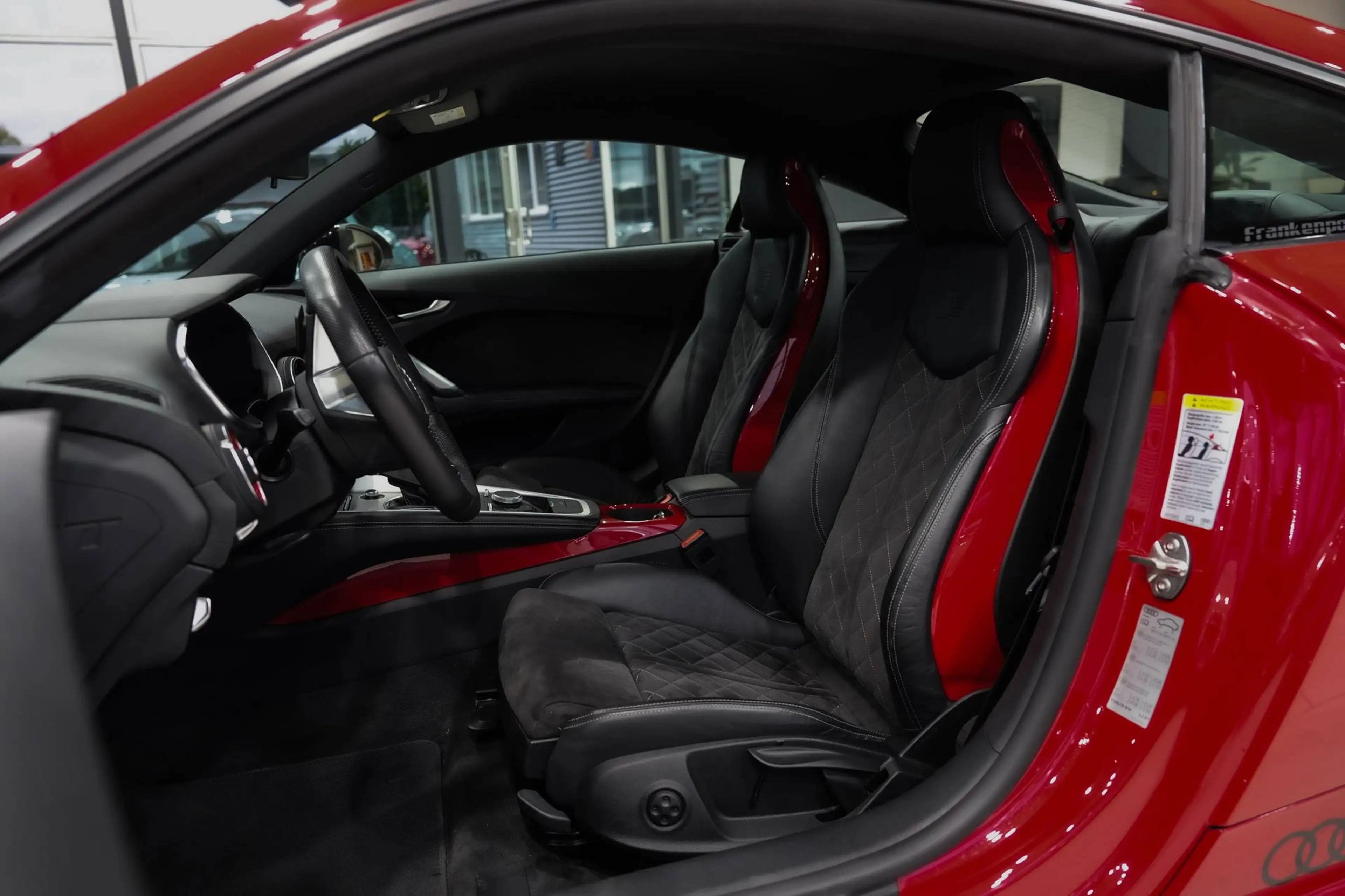 Audi TTS Coupe quattro*S-SPORTSITZE*LEDER*S-TRONIC* — photo 15