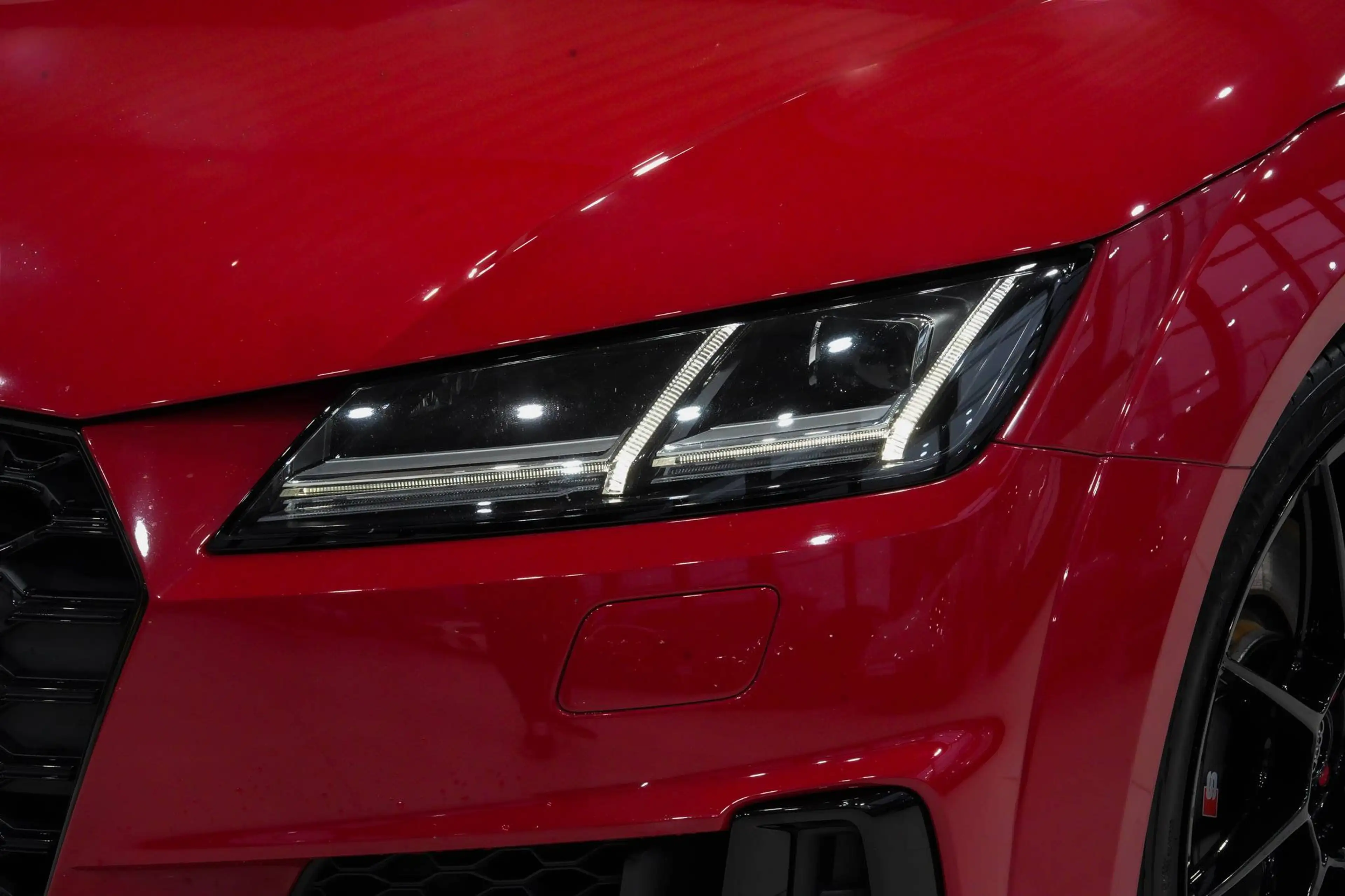 Audi TTS Coupe quattro*S-SPORTSITZE*LEDER*S-TRONIC* — photo 11