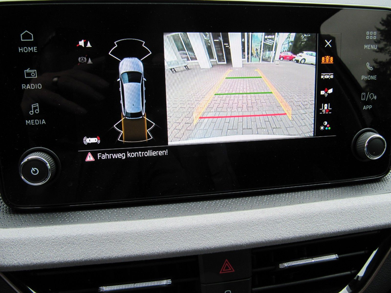 Skoda Scala 1.5 TSI  AUT KAMERA MATRIX SHZ — photo 10