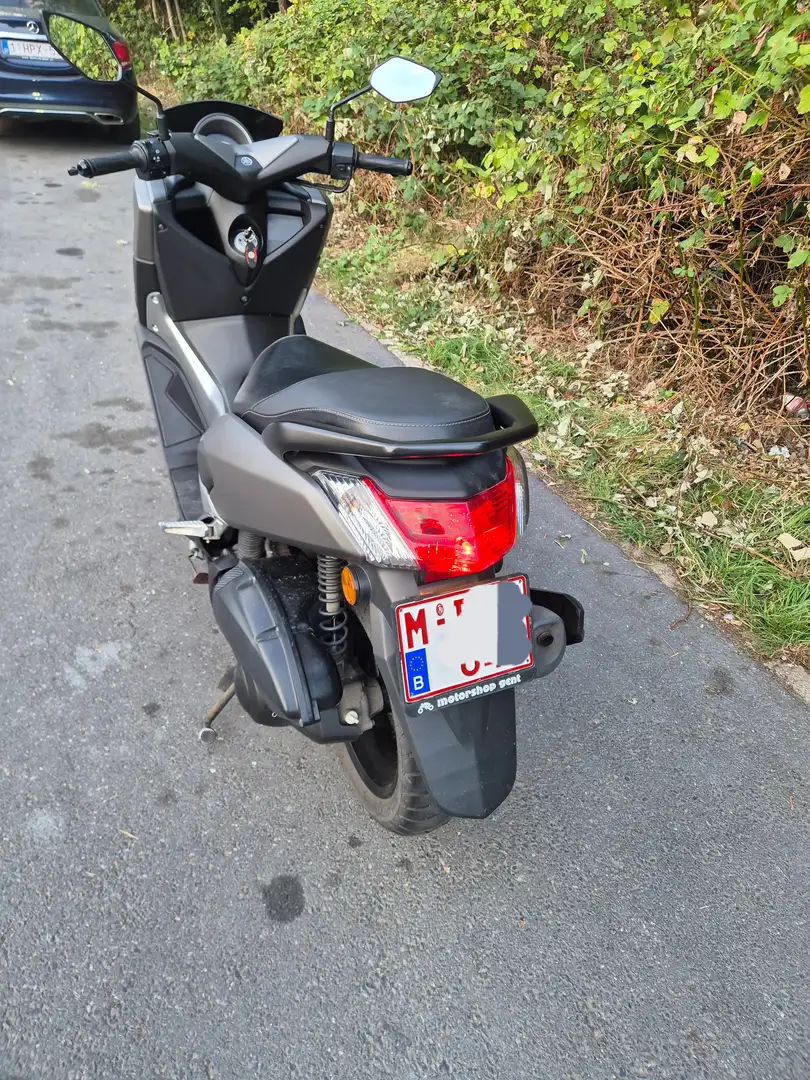 Yamaha NMAX Gris - 2
