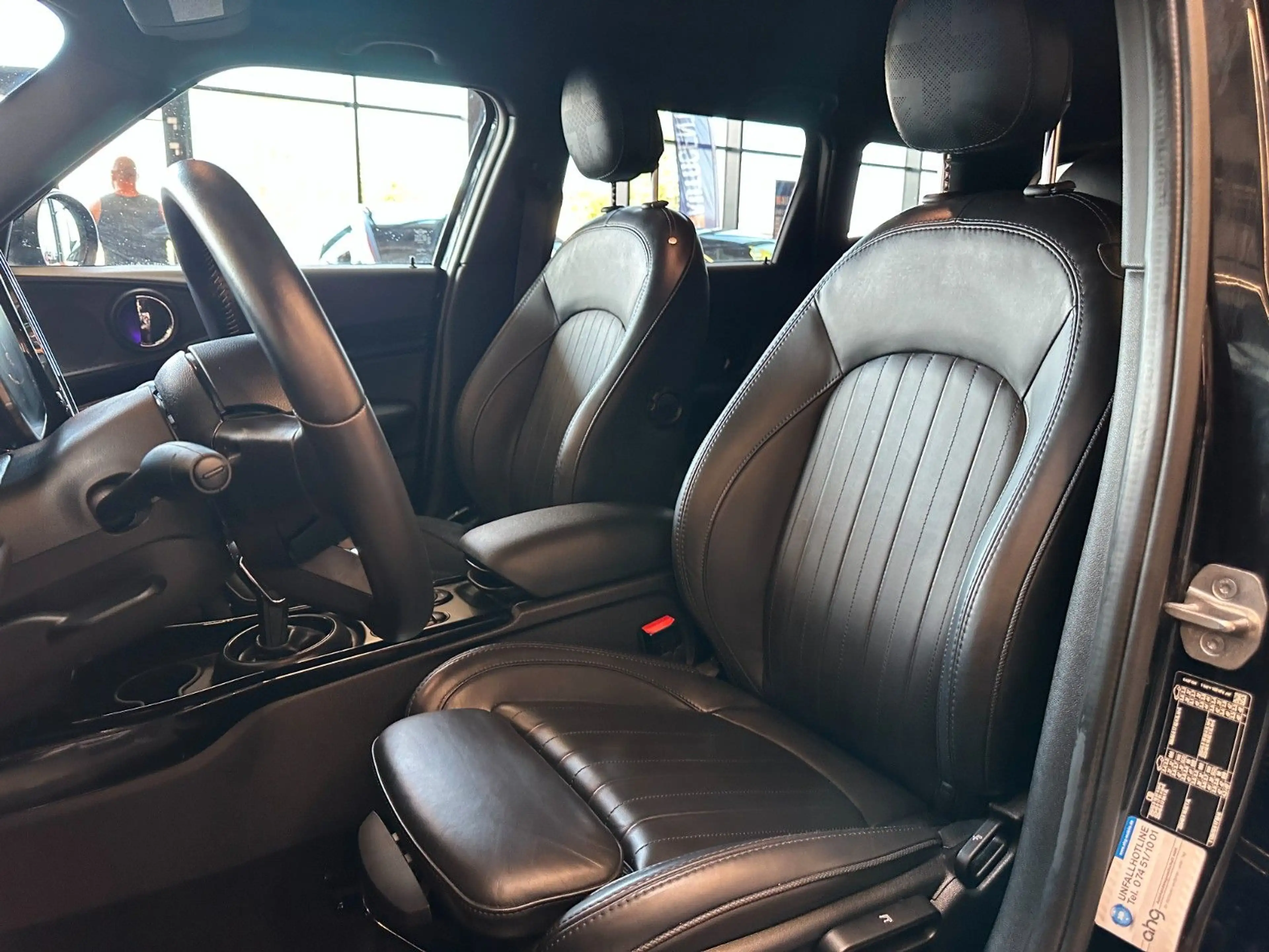 MINI Cooper S Clubman COOPER_S *1-HAND*KEYLESS*ACC*2-ZONEN*VOLLDIGITAL — photo 8