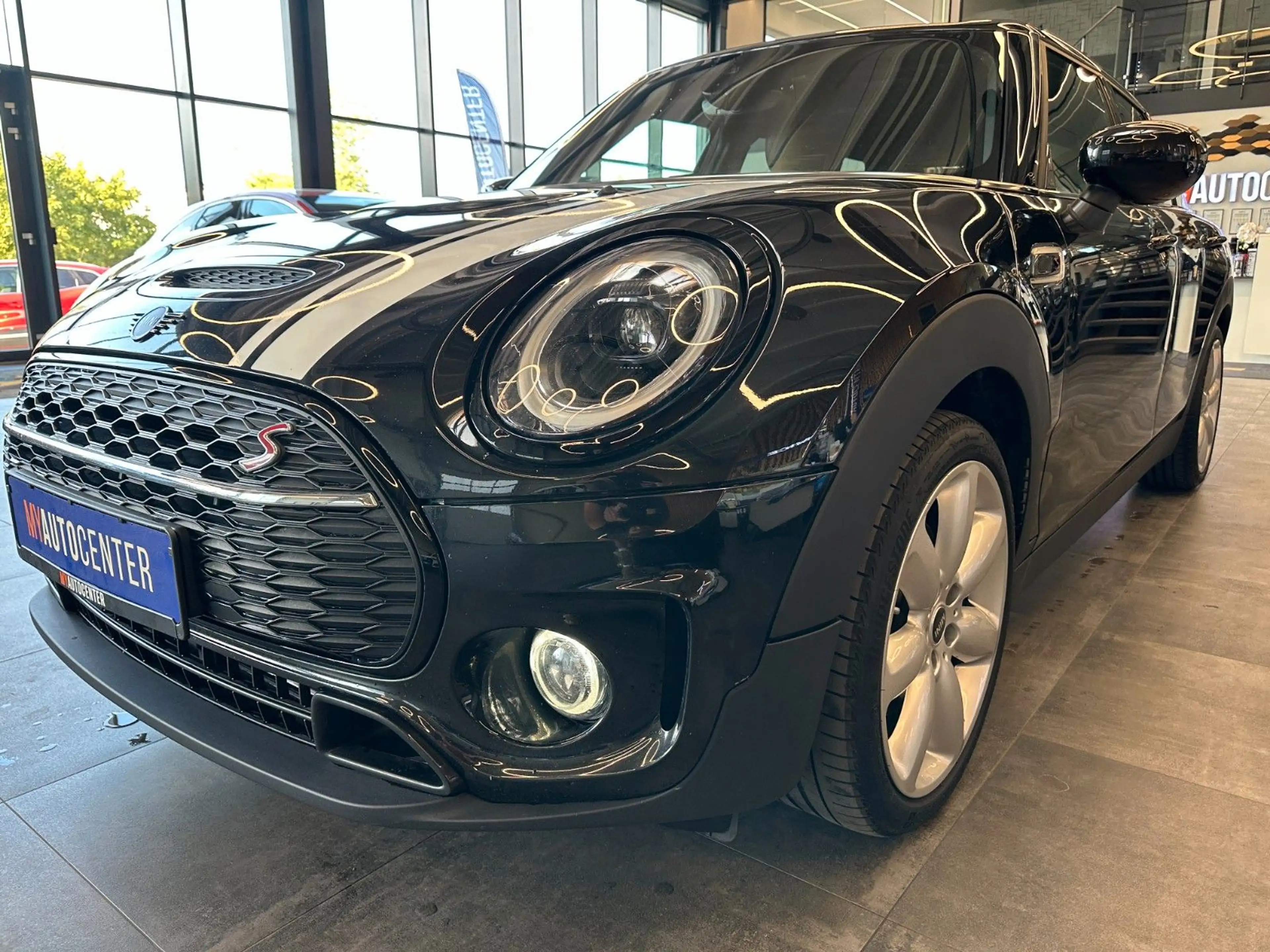 MINI Cooper S Clubman COOPER_S *1-HAND*KEYLESS*ACC*2-ZONEN*VOLLDIGITAL — photo 4