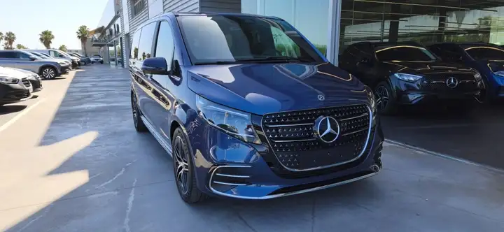 Mercedes-Benz Clase V V 300d Largo Avantgarde 2026, foto 2