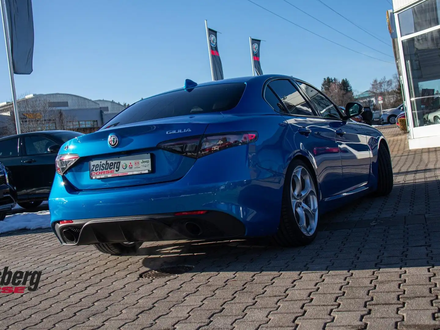 Alfa Romeo Giulia Competizione MY23 2.0 Q4 ohne Umbau Bleu - 2