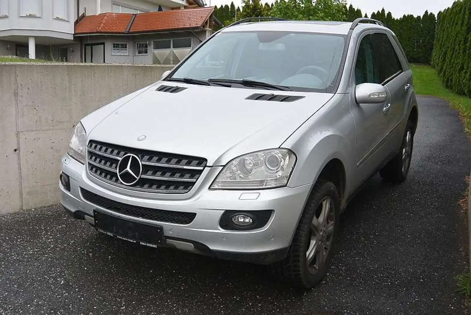 Mercedes-Benz ML 420 CDI 4MATIC Edition 10 Aut. DPF Silber - 2