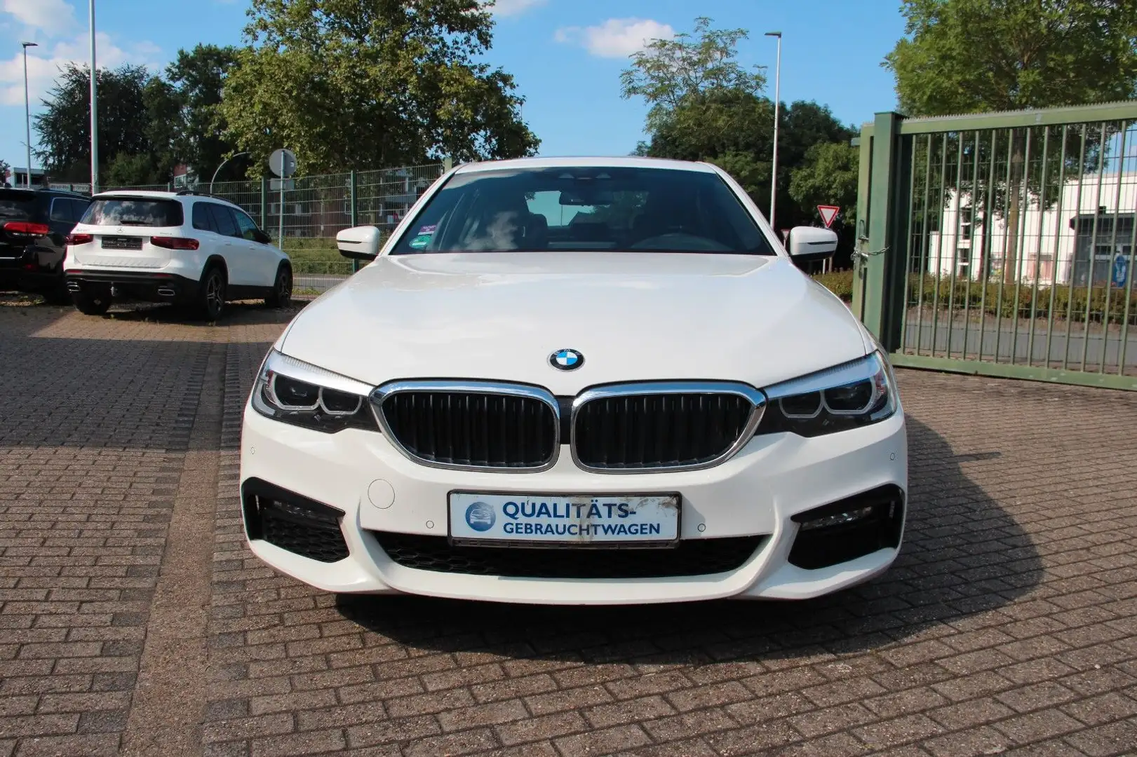 BMW 530 d xDrive M Sport Shadow, GSD, RFK, LED Blanc - 1