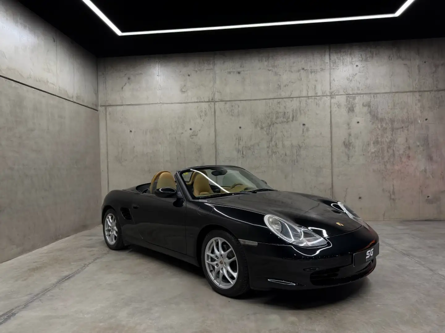 Porsche Boxster 2.7 Negro - 1