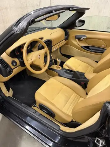 Porsche Boxster view 14