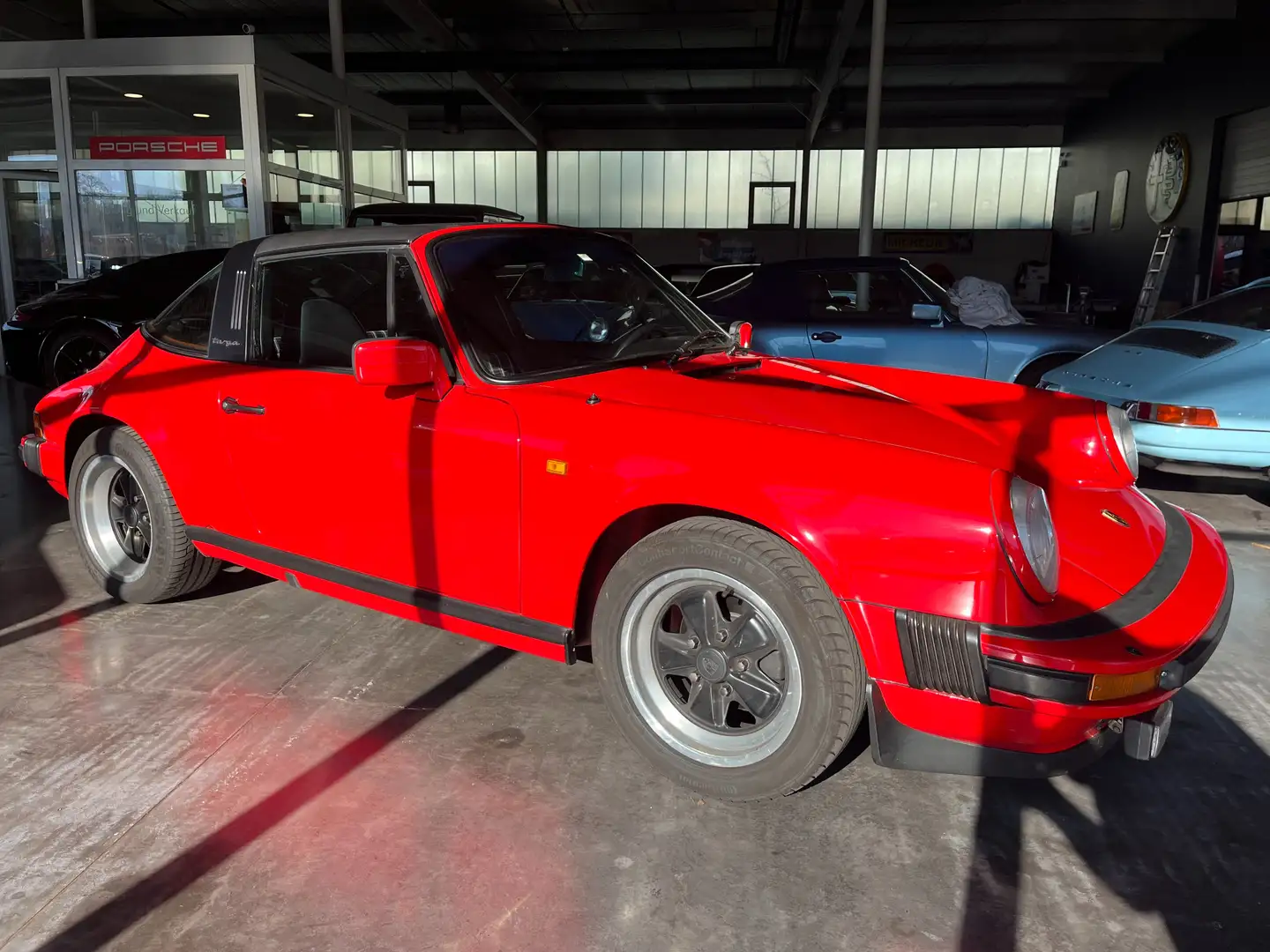 Porsche 911 3.0 SC Targa Rot - 2