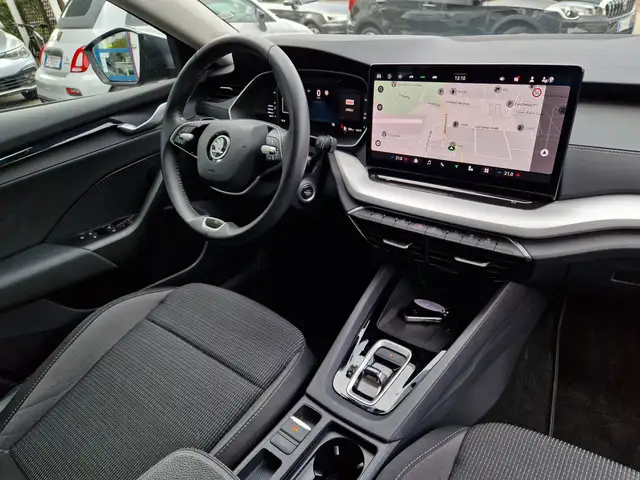 Skoda Octavia view 8
