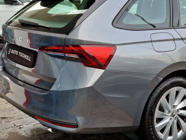 Skoda Octavia view 5