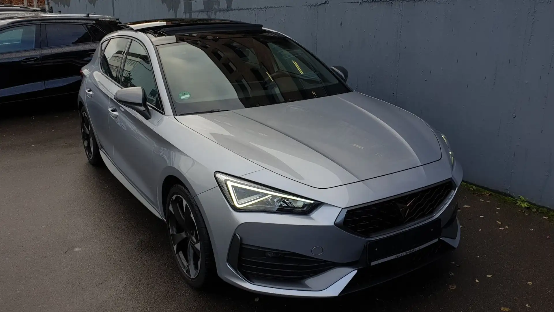 CUPRA Leon 1.4 e-HYBRID DSG Pano/Virtual/Navi/Key-less Argent - 2