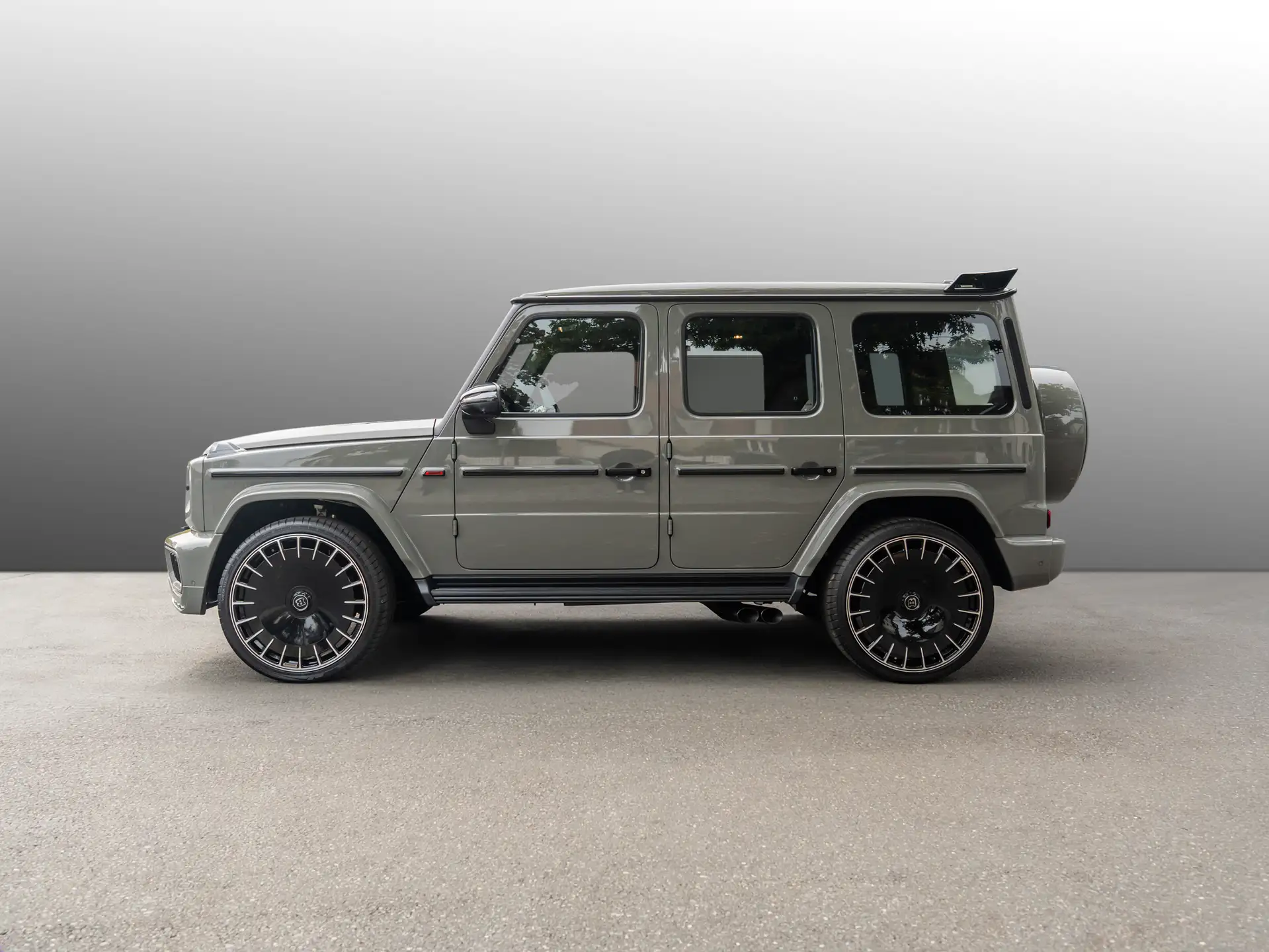 벤츠 G-Class G 63 AMG 2025 회색 사진 4