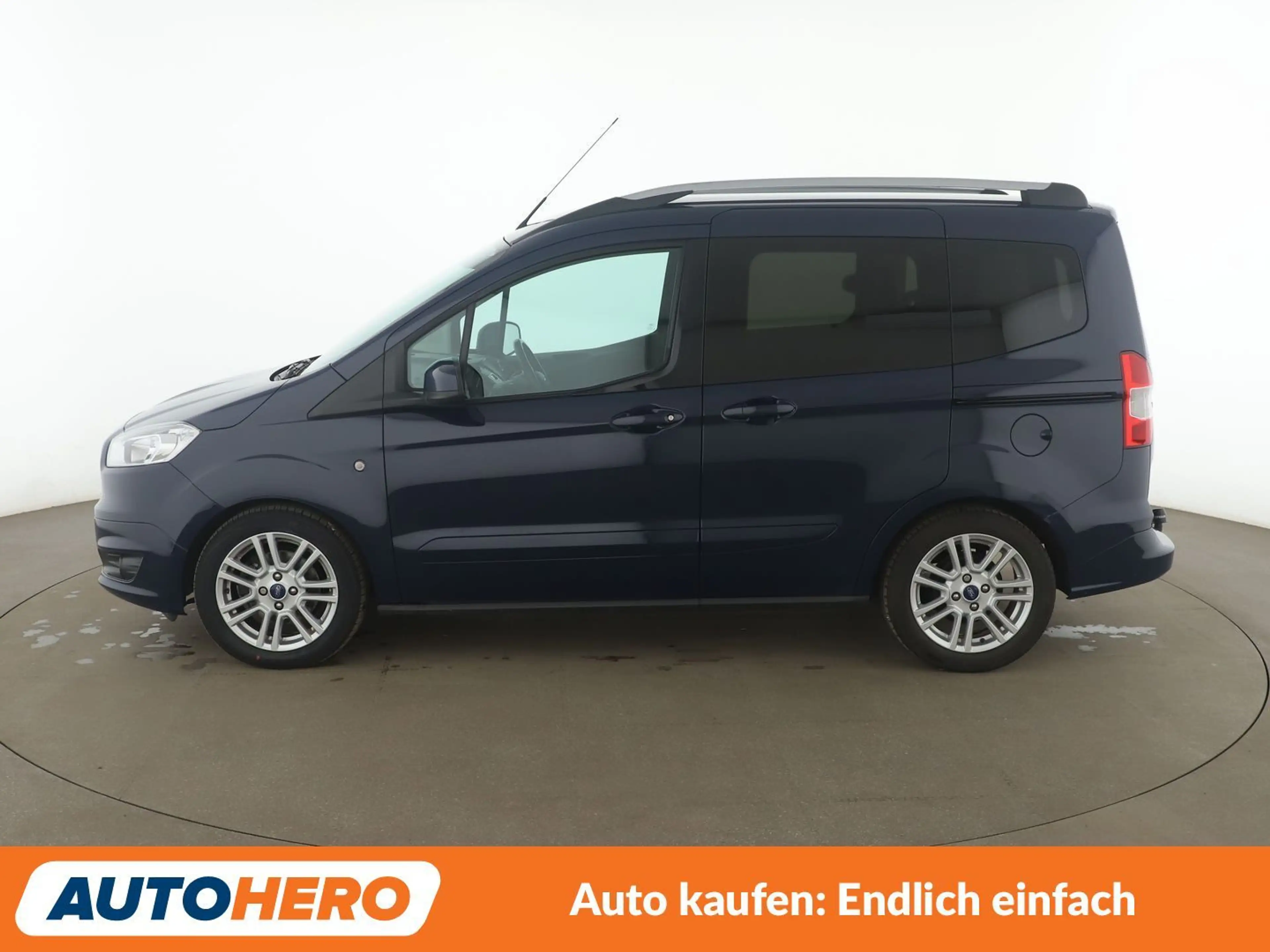 Ford Tourneo 1.0 EcoBoost Titanium*TEMPO*AHK*KLIMA*GARANTIE* — photo 3