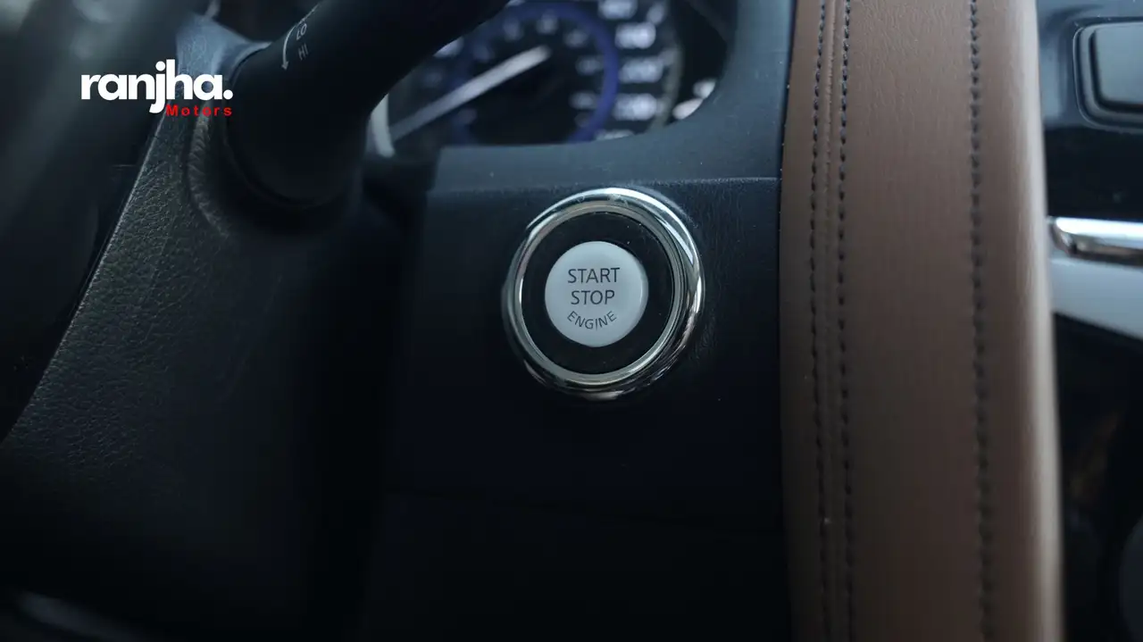 Infiniti QX80 снимка Infiniti QX80