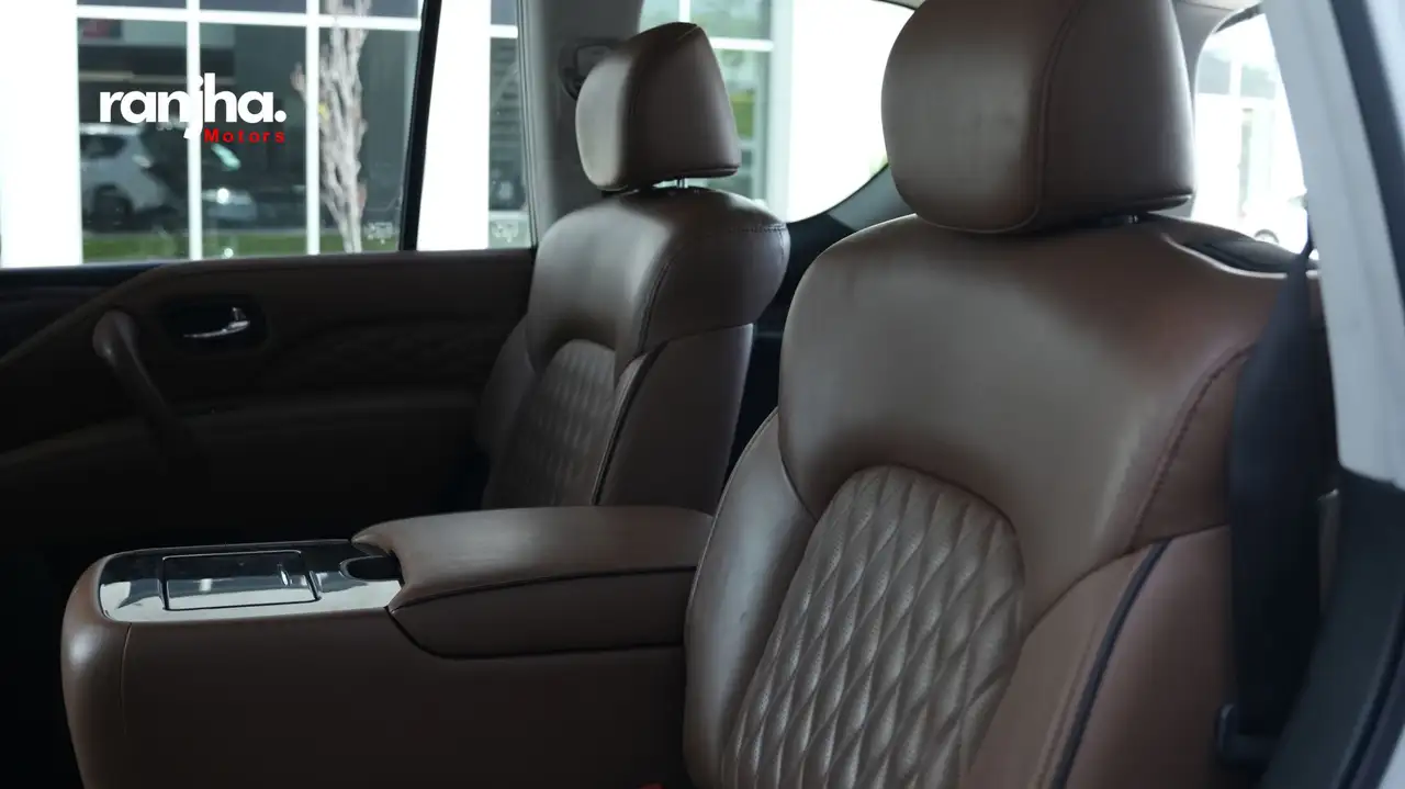 Infiniti QX80 снимка Infiniti QX80