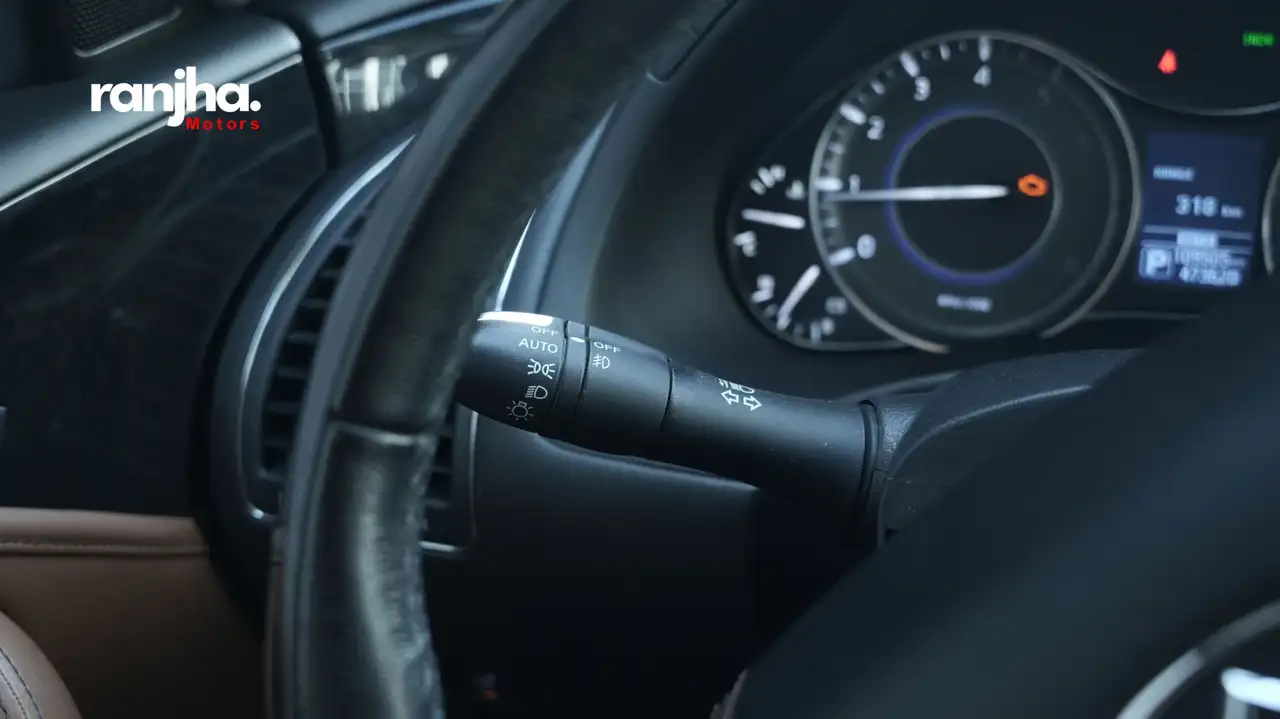 Infiniti QX80 снимка Infiniti QX80
