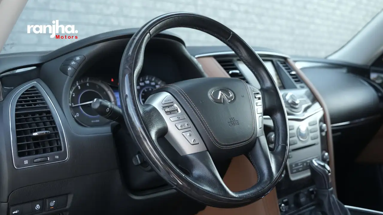 Infiniti QX80 снимка Infiniti QX80